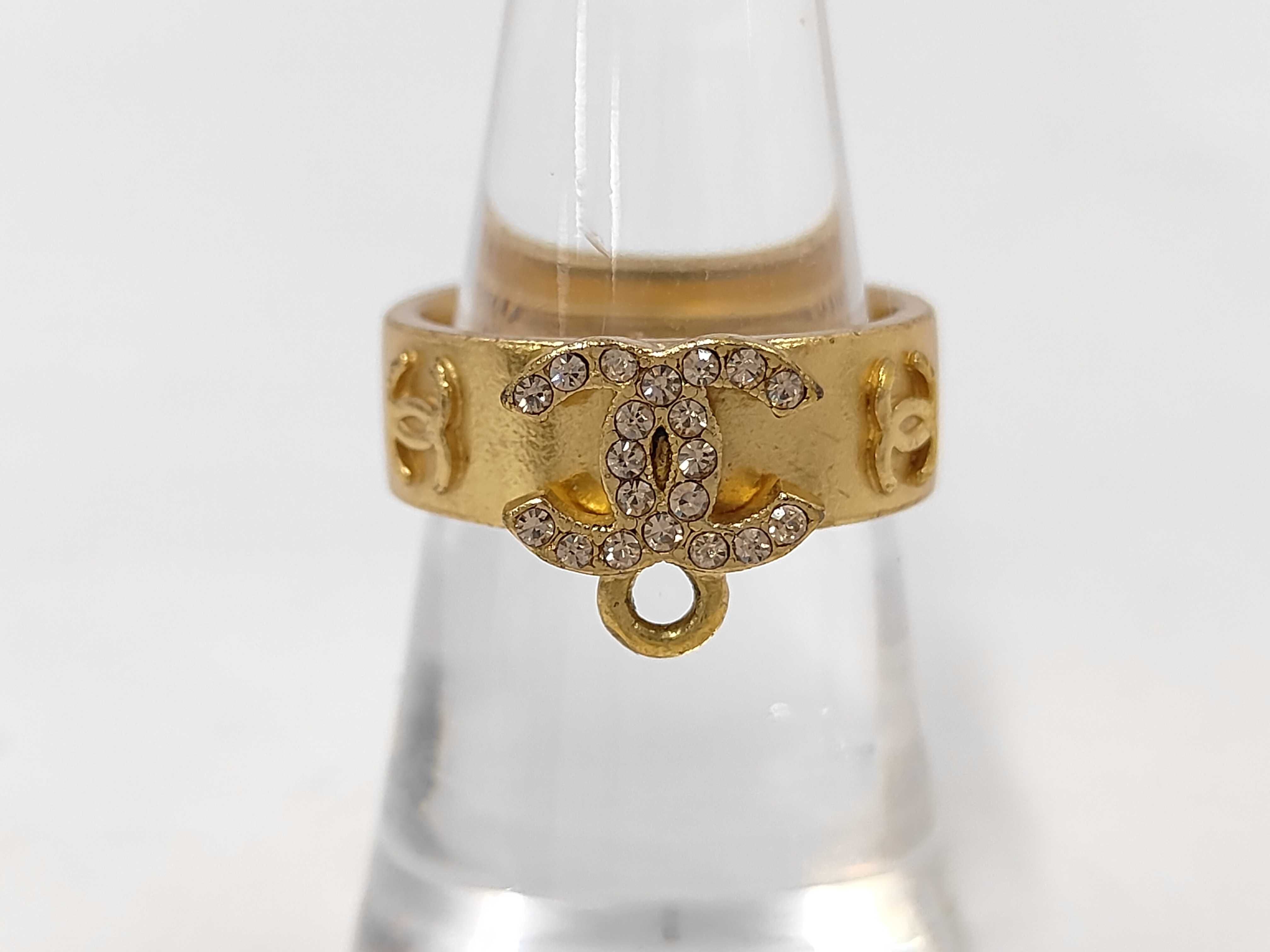 02P Ring Coco Mark Rhinestone GP Gold Ring