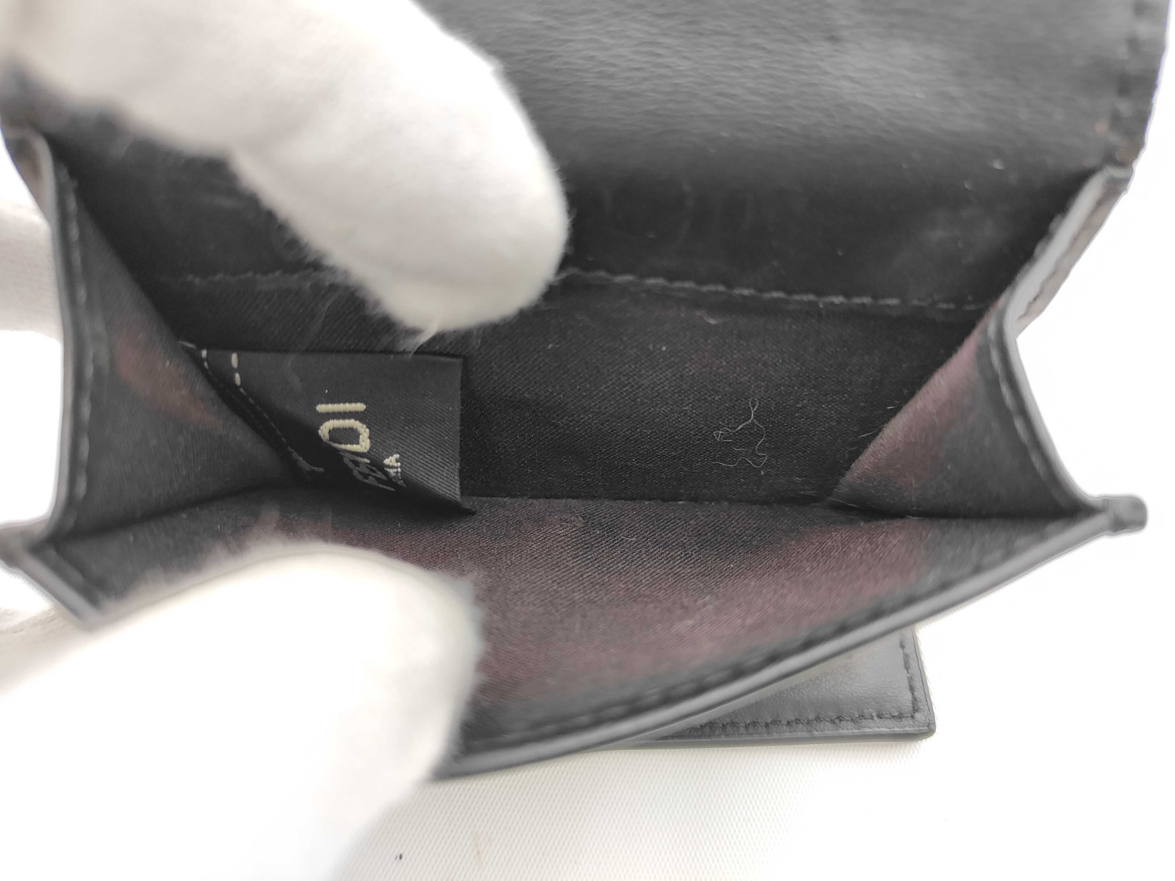 black wallet — view 5