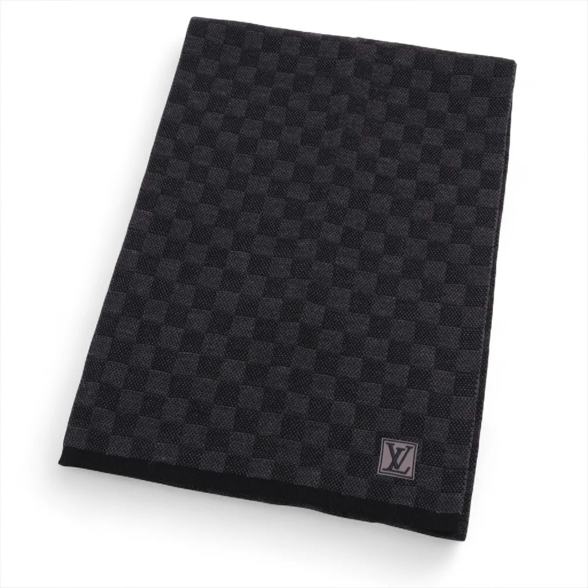 M70028 Echarpe Petit Damier MR0168 Scarf, Wool, Black. Shows signs of wear,