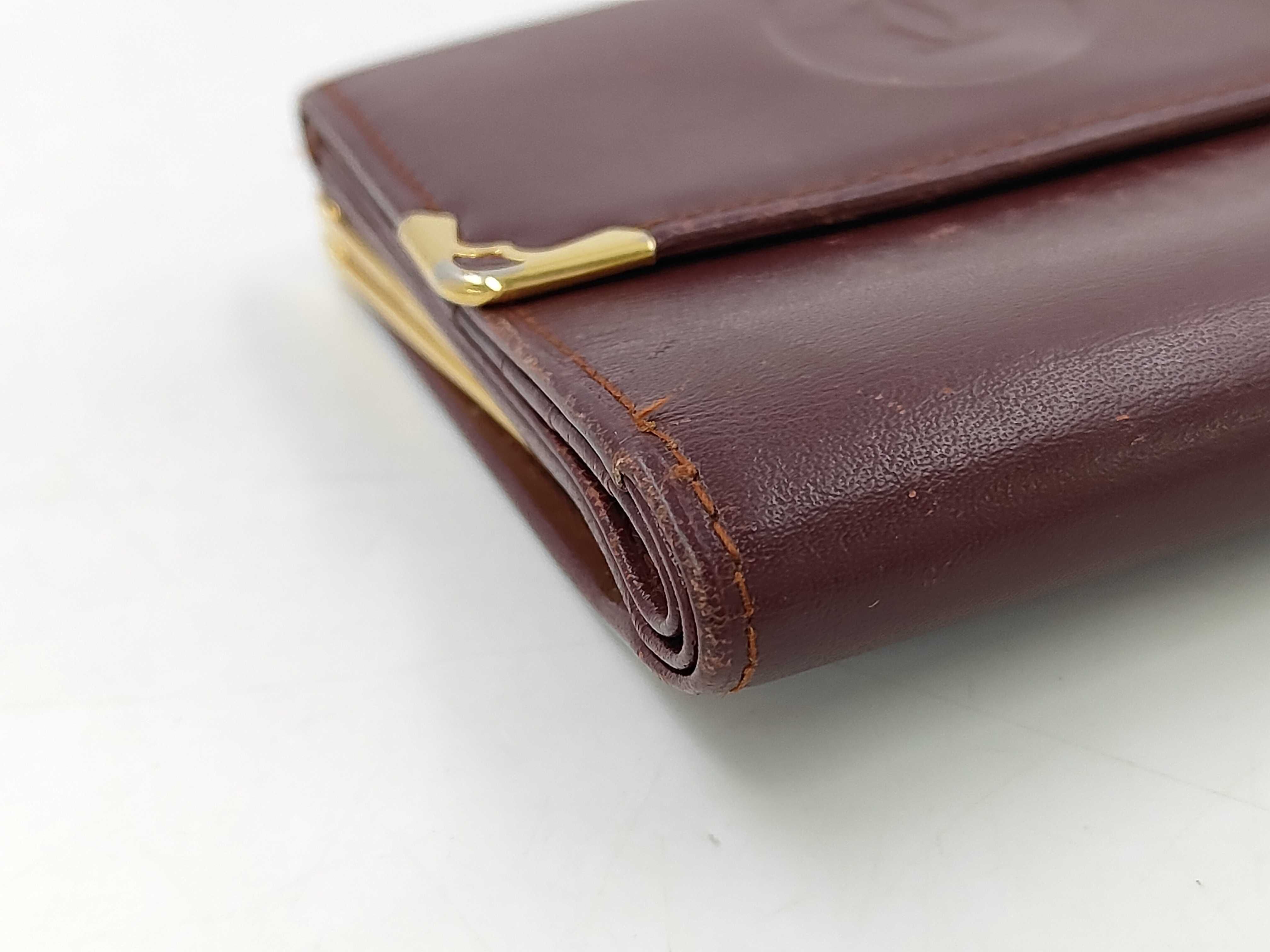wallet — view 4