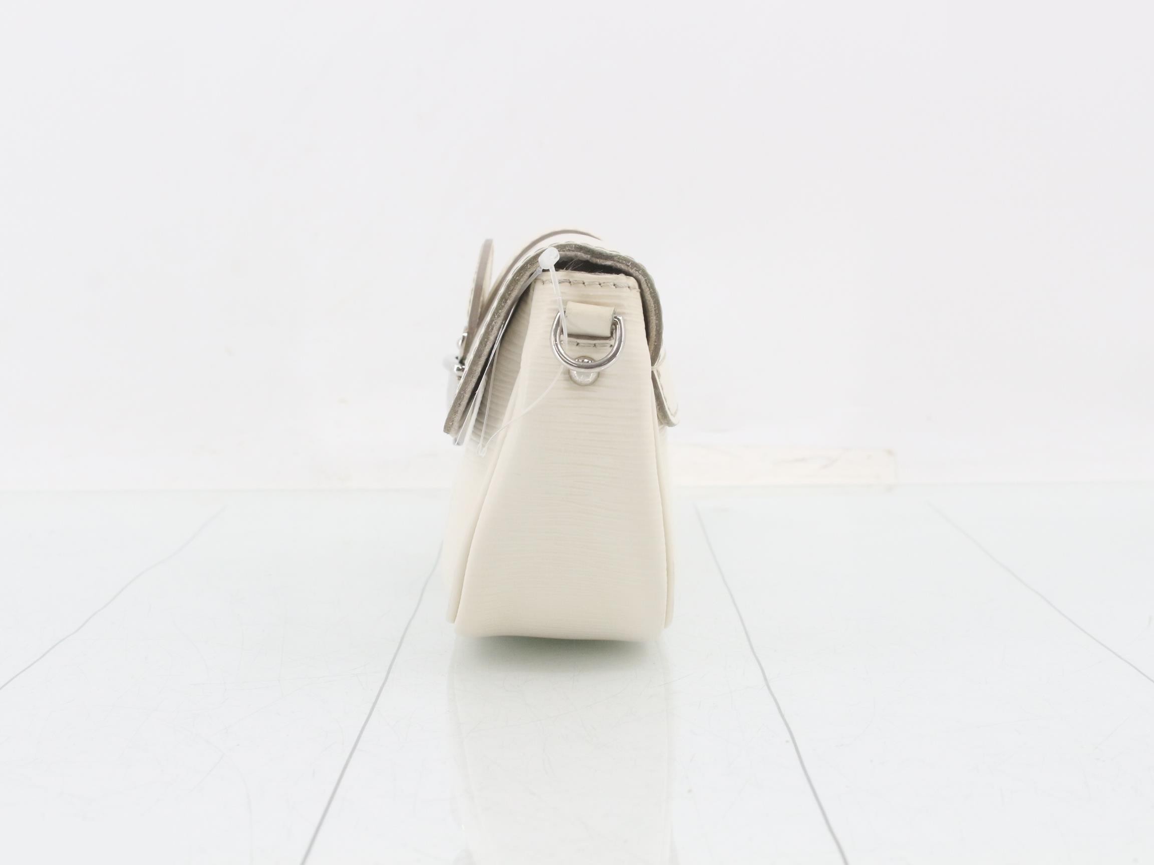 Pochette Montaigne Noir — view 3