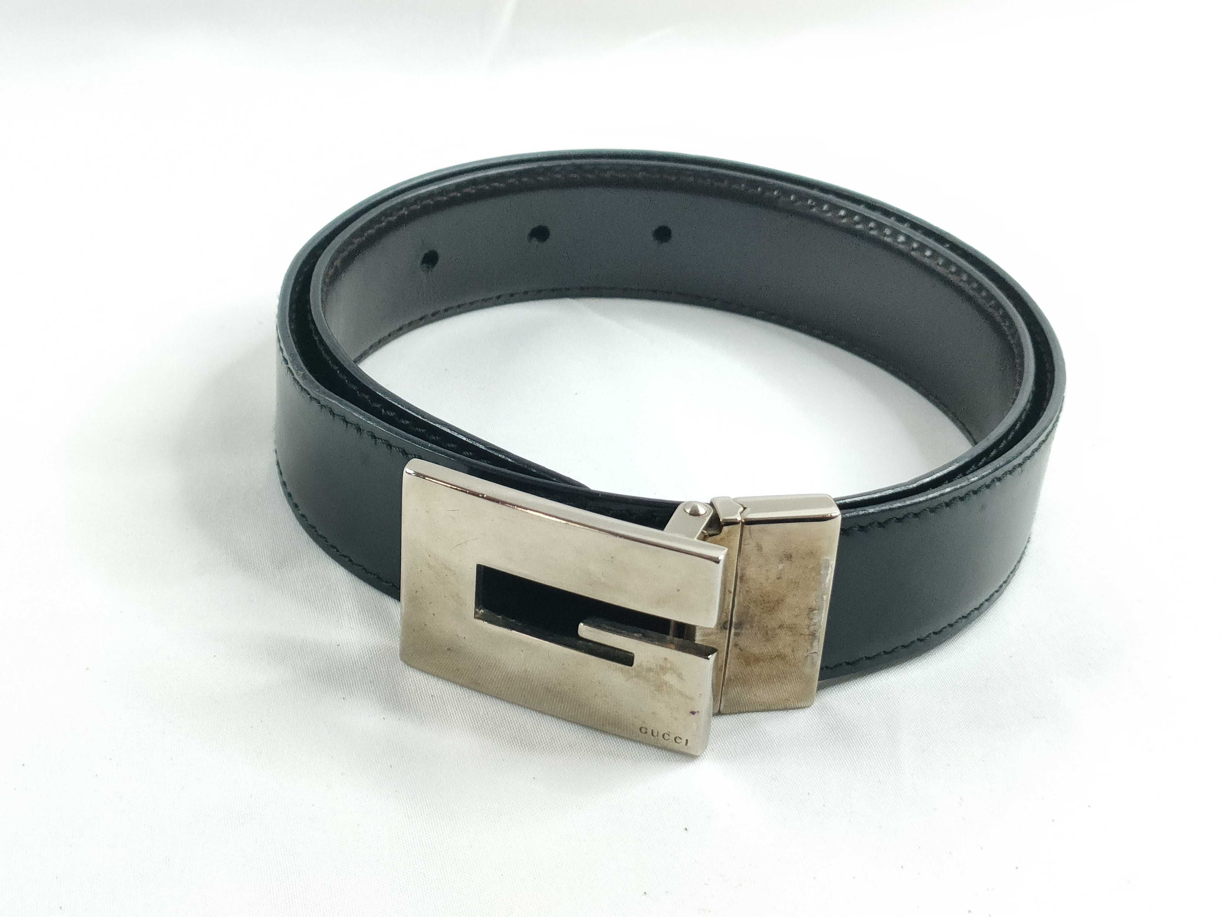 G-buckle leather belt