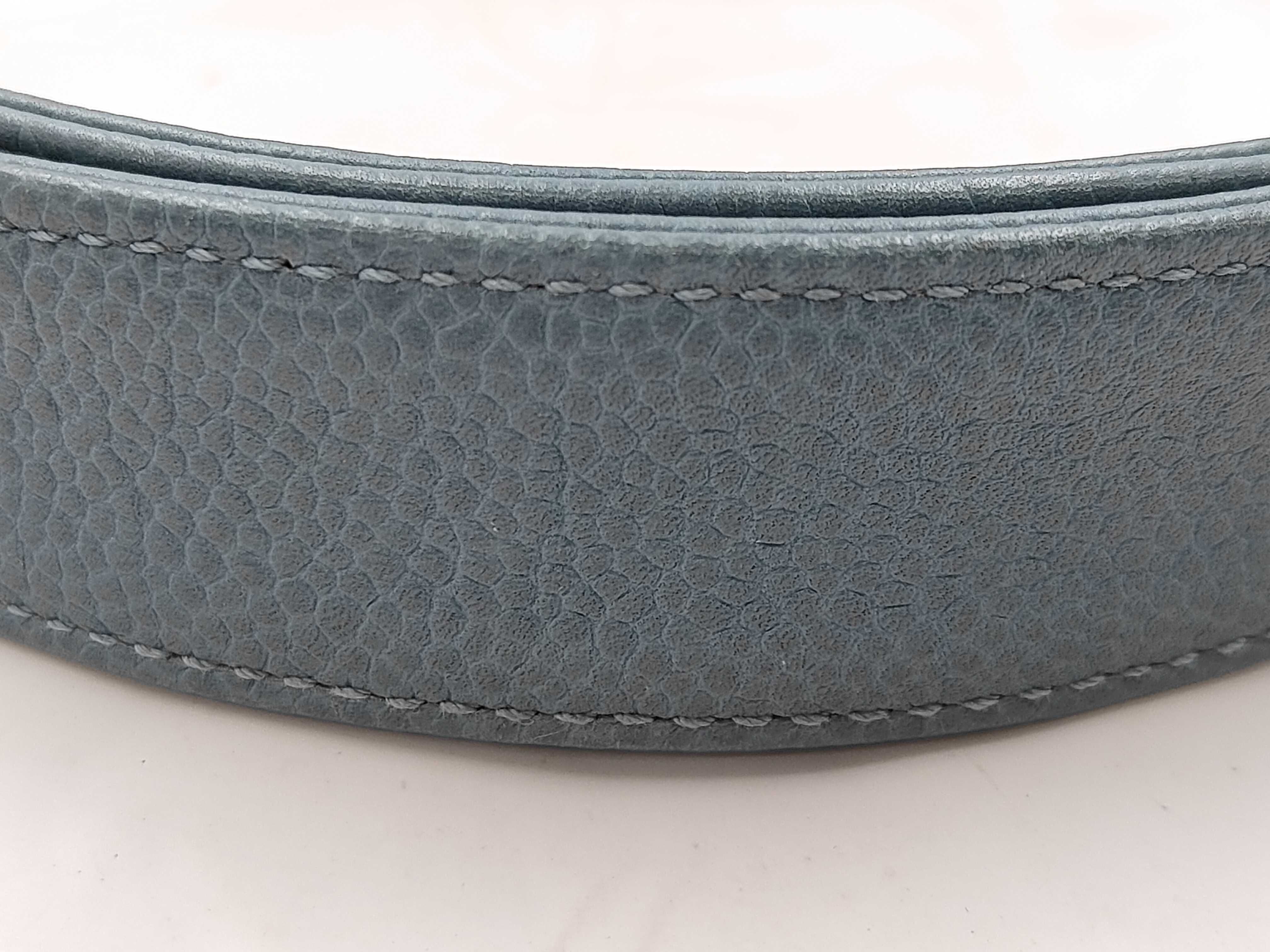 Caviar Skin Chain Blue Tote Bag — view 4