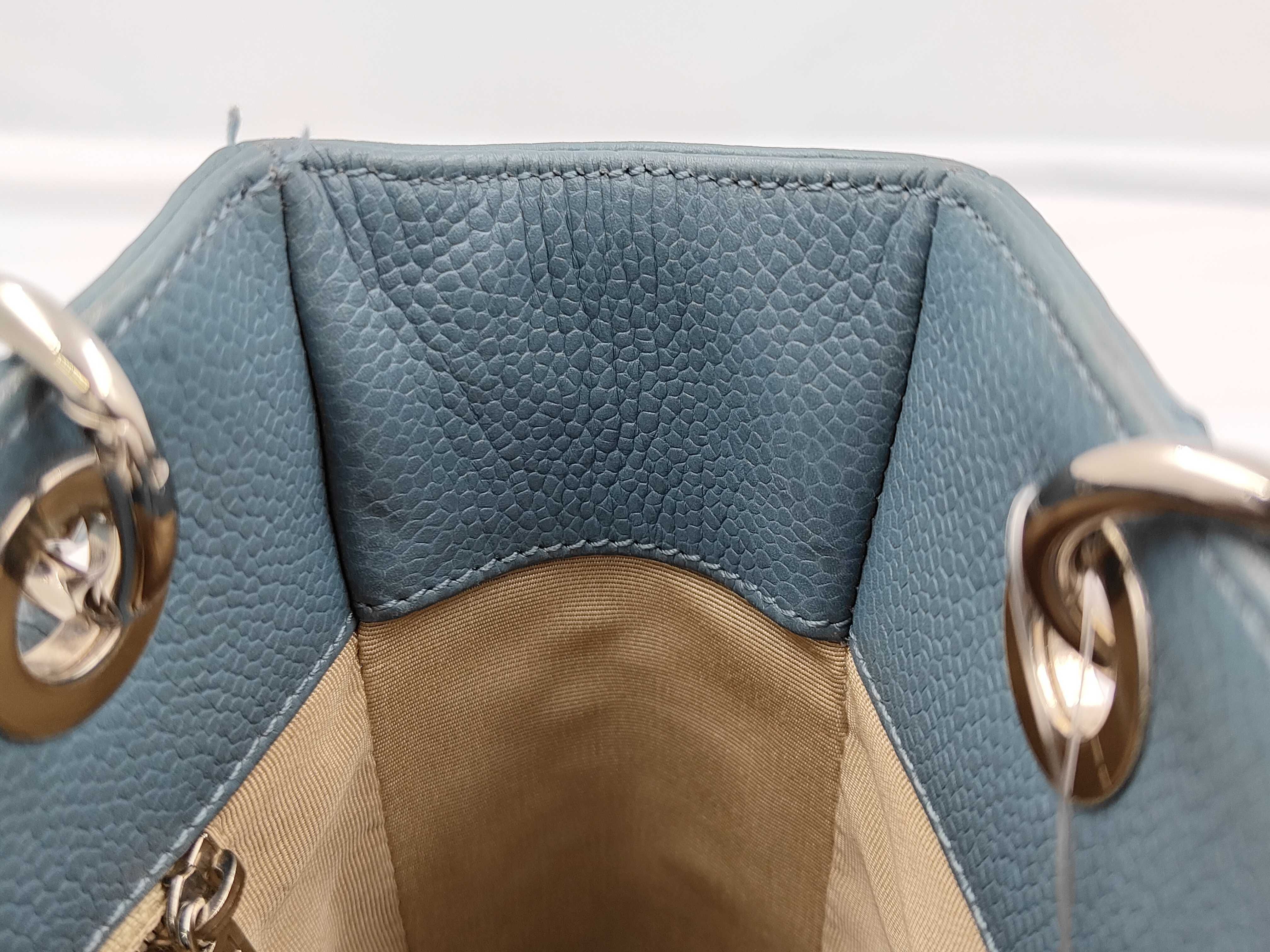 Caviar Skin Chain Blue Tote Bag — view 7