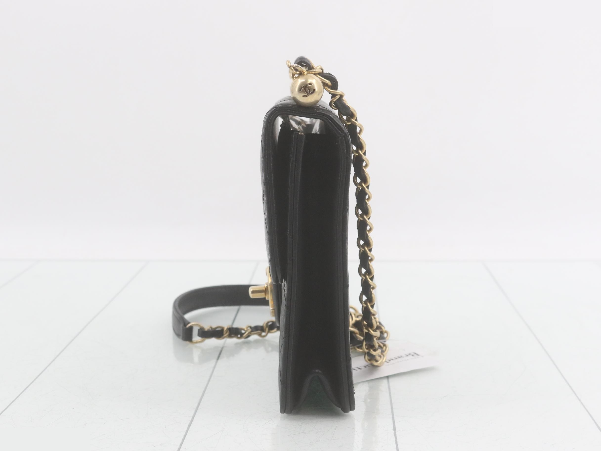 Matelassé Leather Pearl Chain Shoulder Bag — view 3