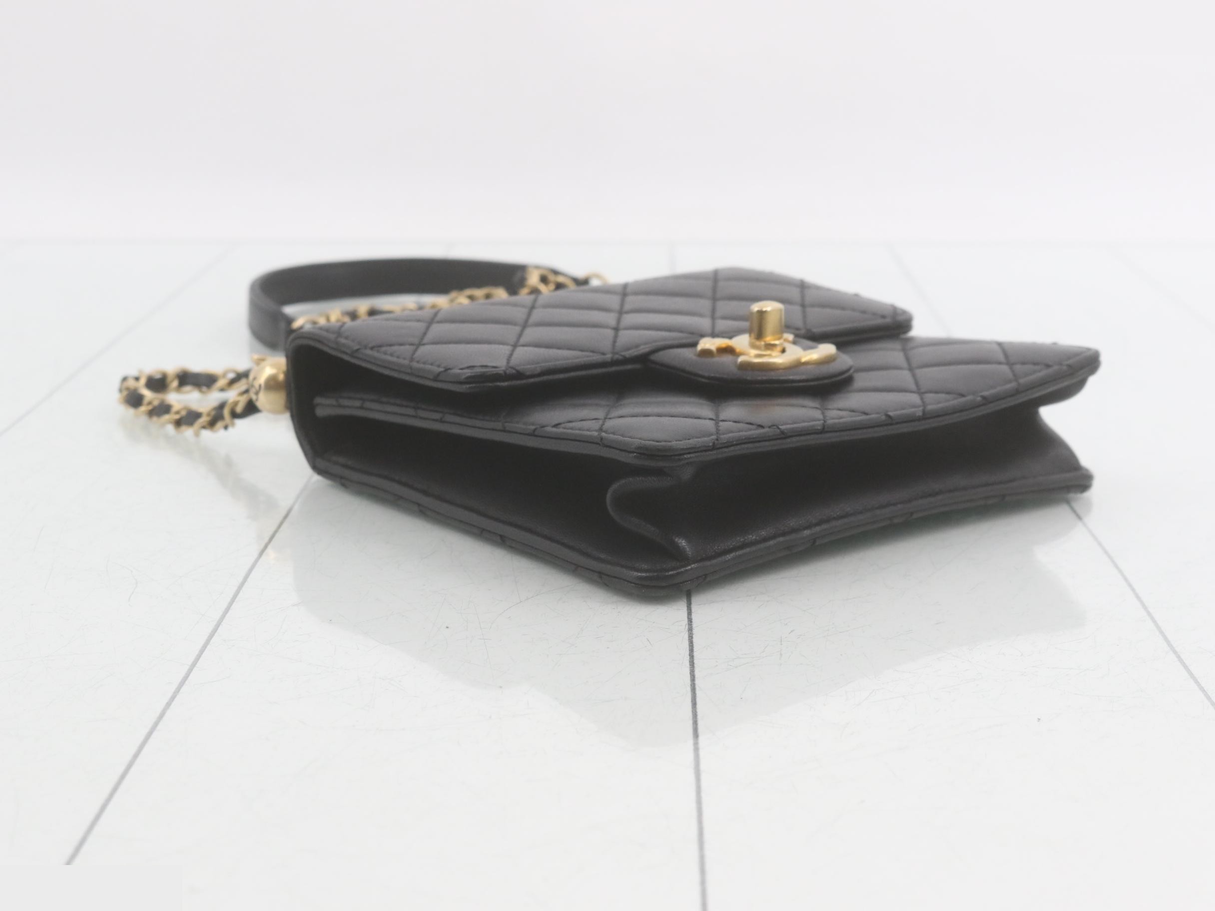 Matelassé Leather Pearl Chain Shoulder Bag — view 5