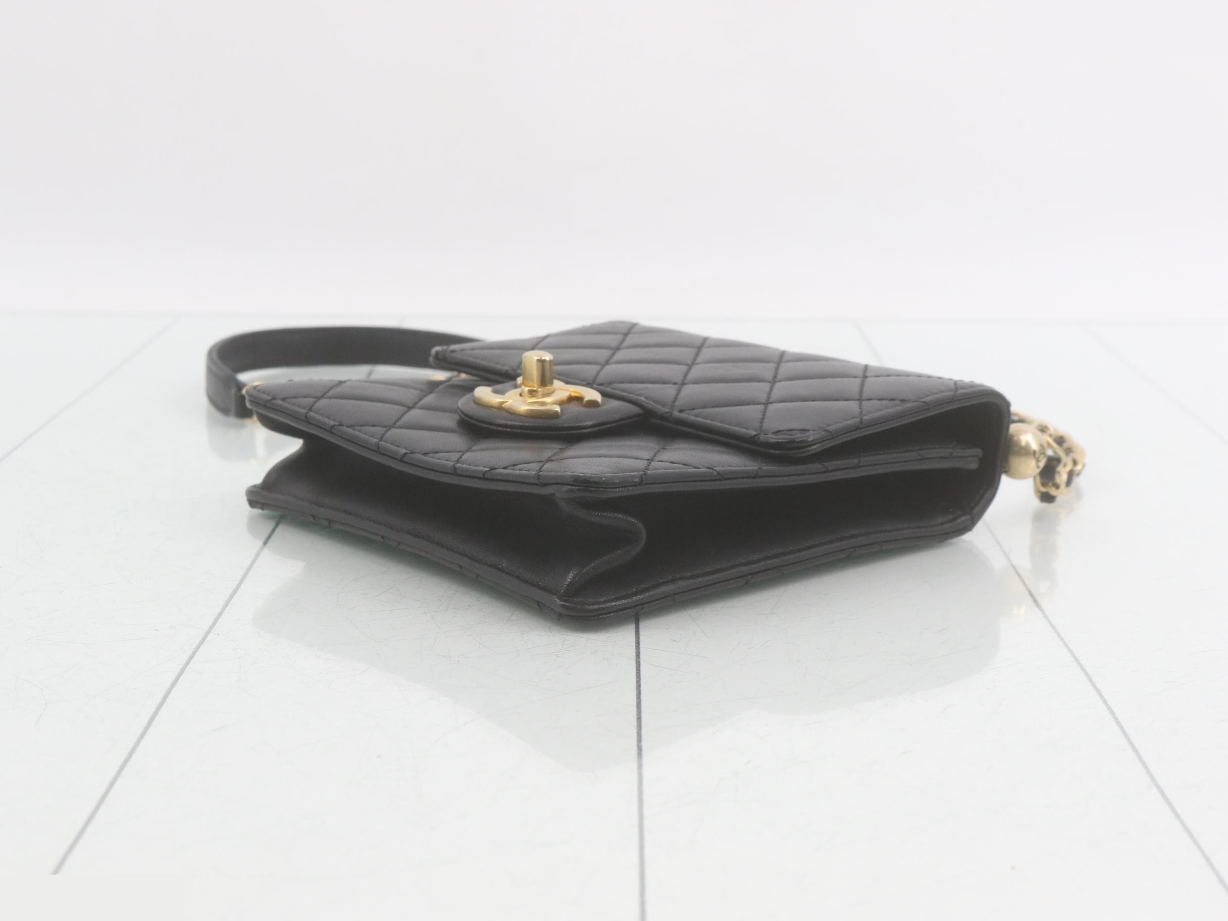 Matelassé Leather Pearl Chain Shoulder Bag — view 6