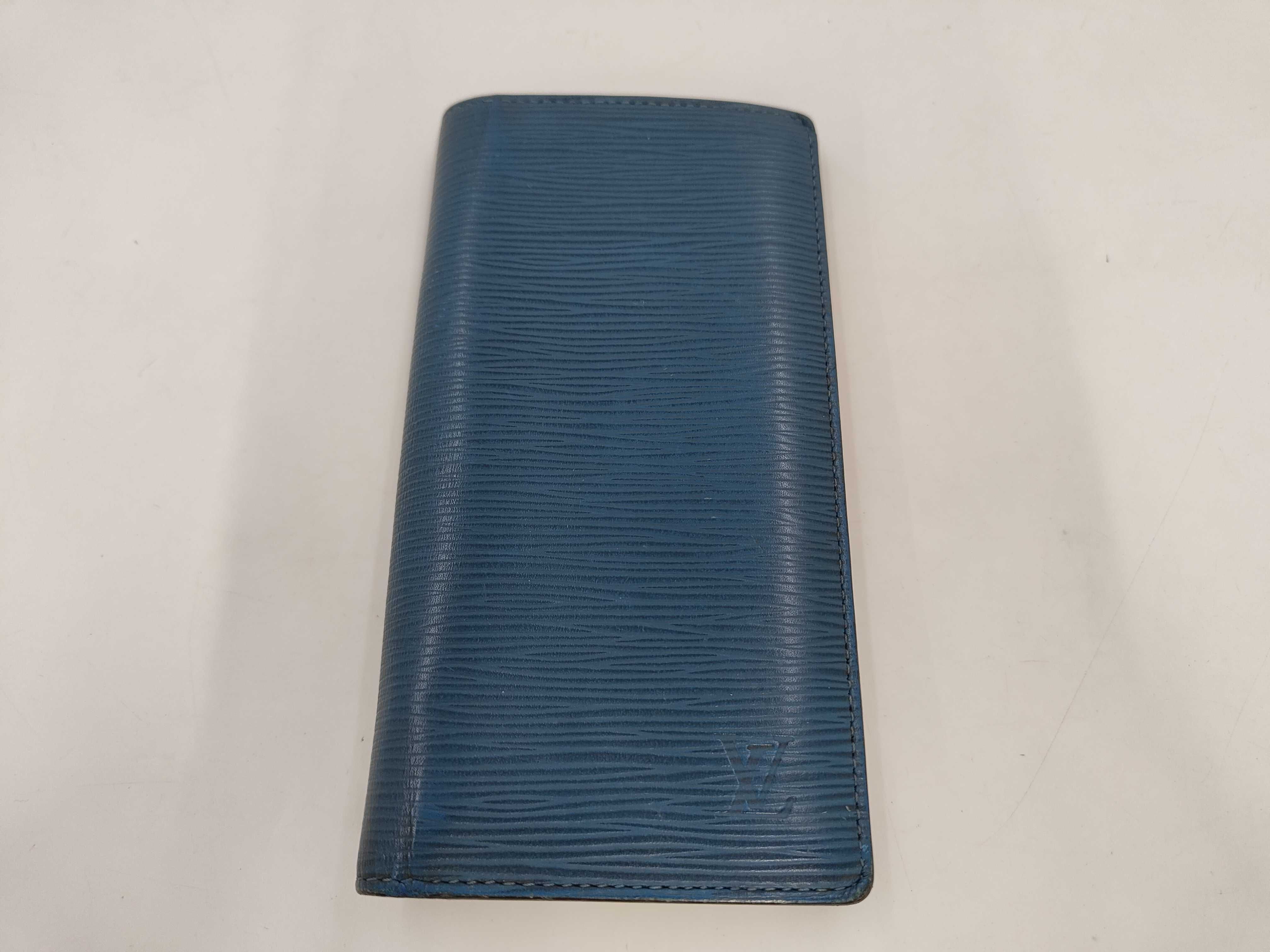 Epi Louis Vuitton Epi Portefeuille Brazza Turquoise Wallet
