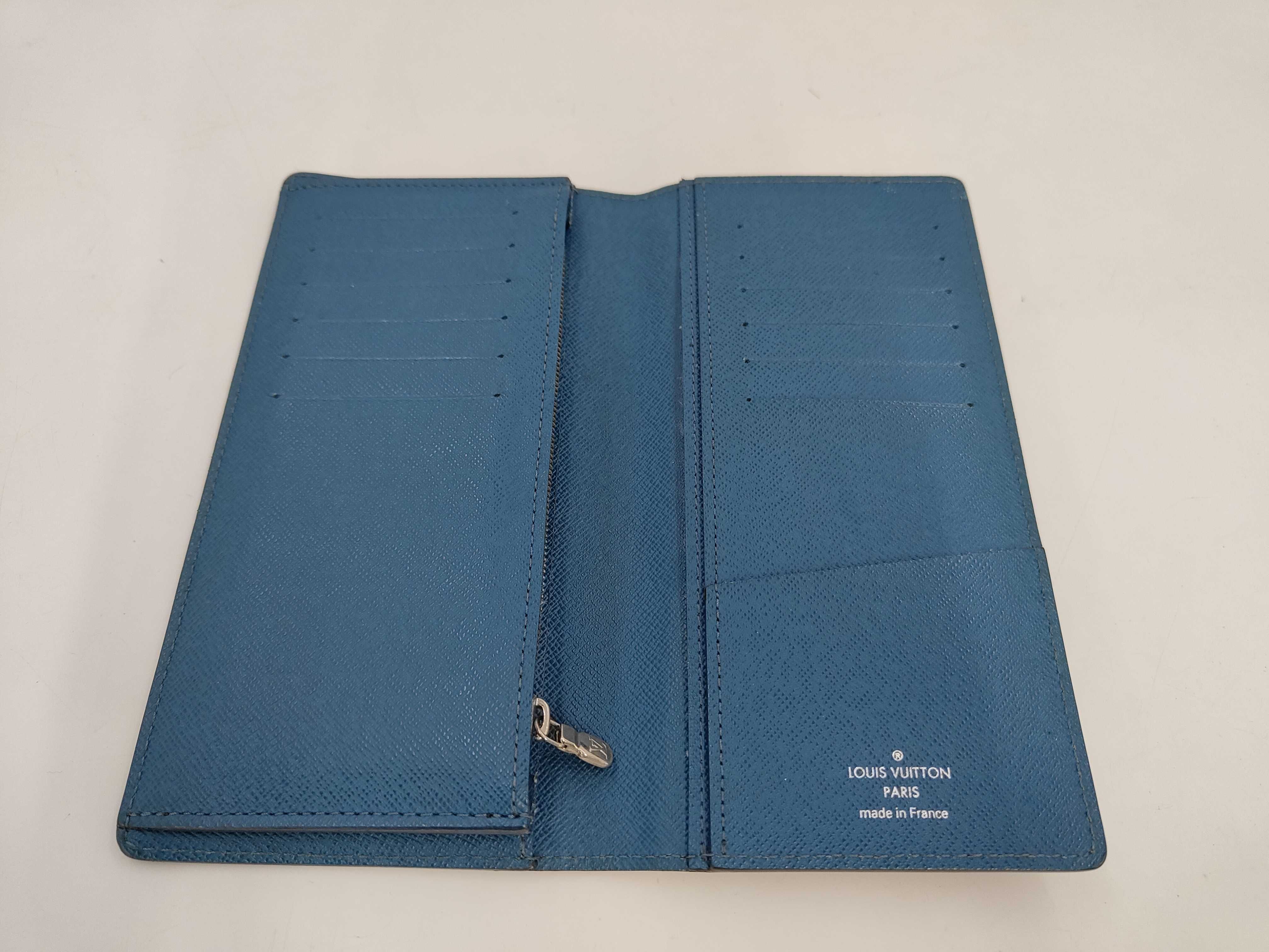 Epi Louis Vuitton Epi Portefeuille Brazza Turquoise Wallet — view 8