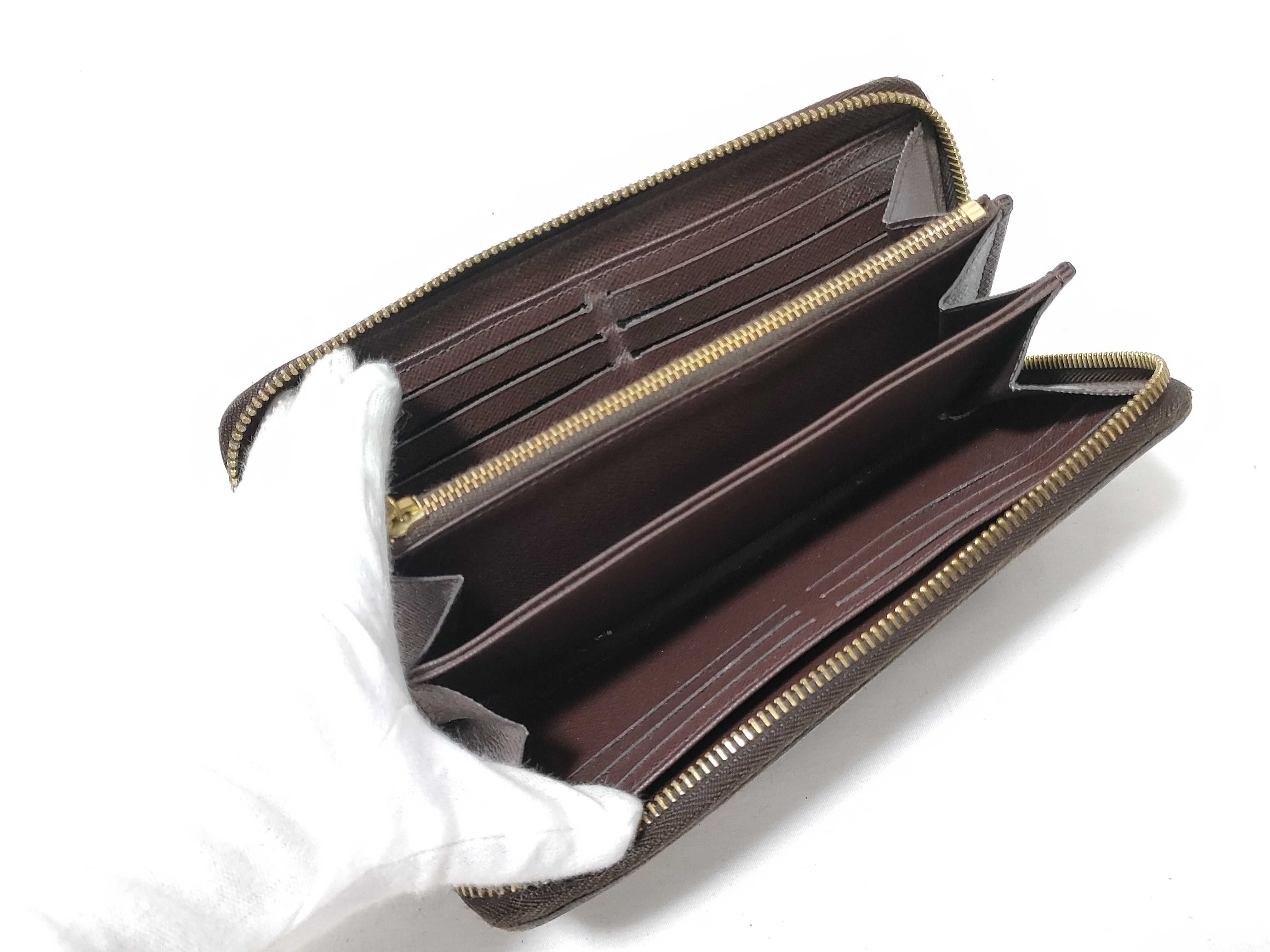 Damier Zippy Wallet — view 11