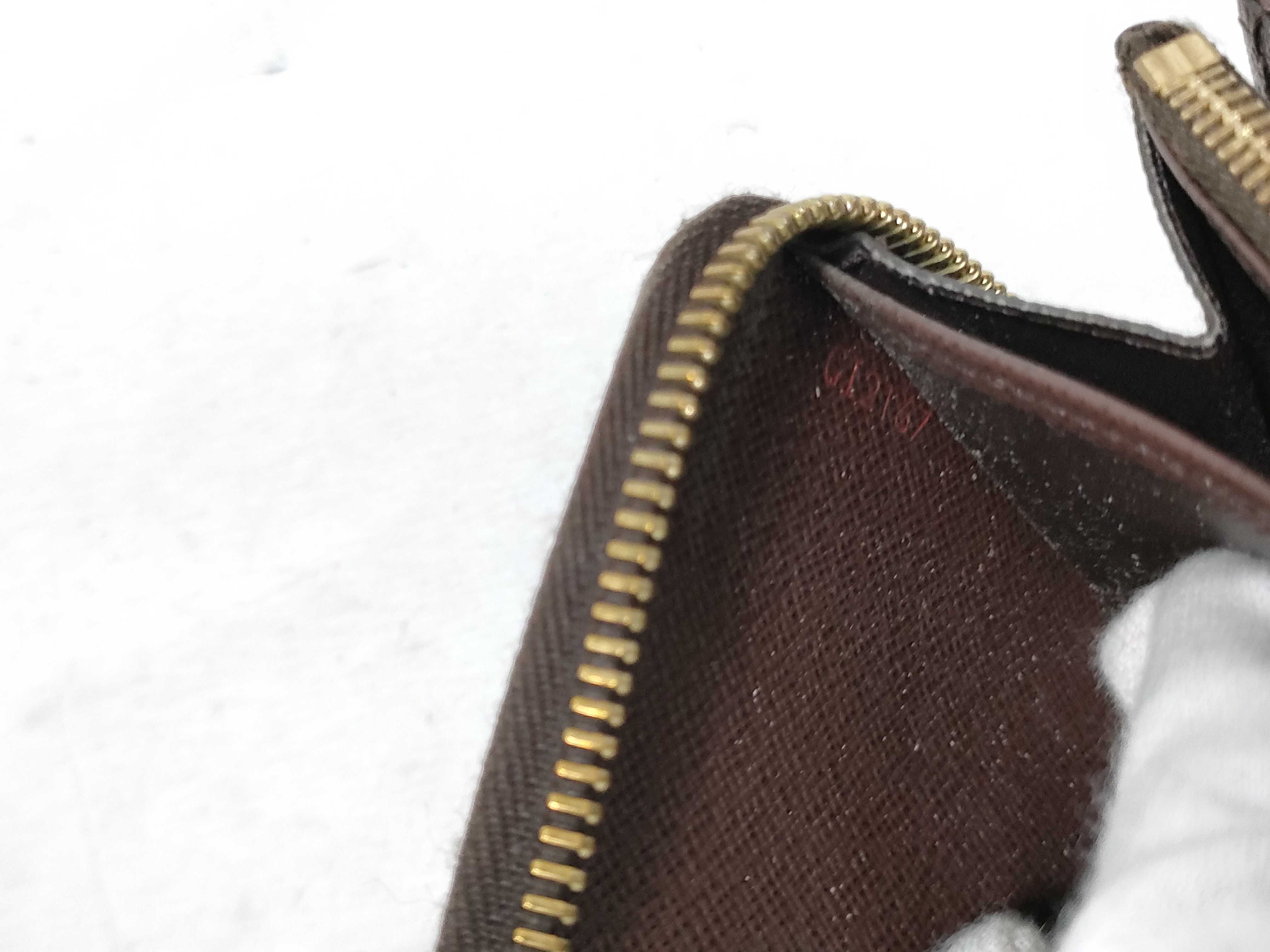 Damier Zippy Wallet — view 14