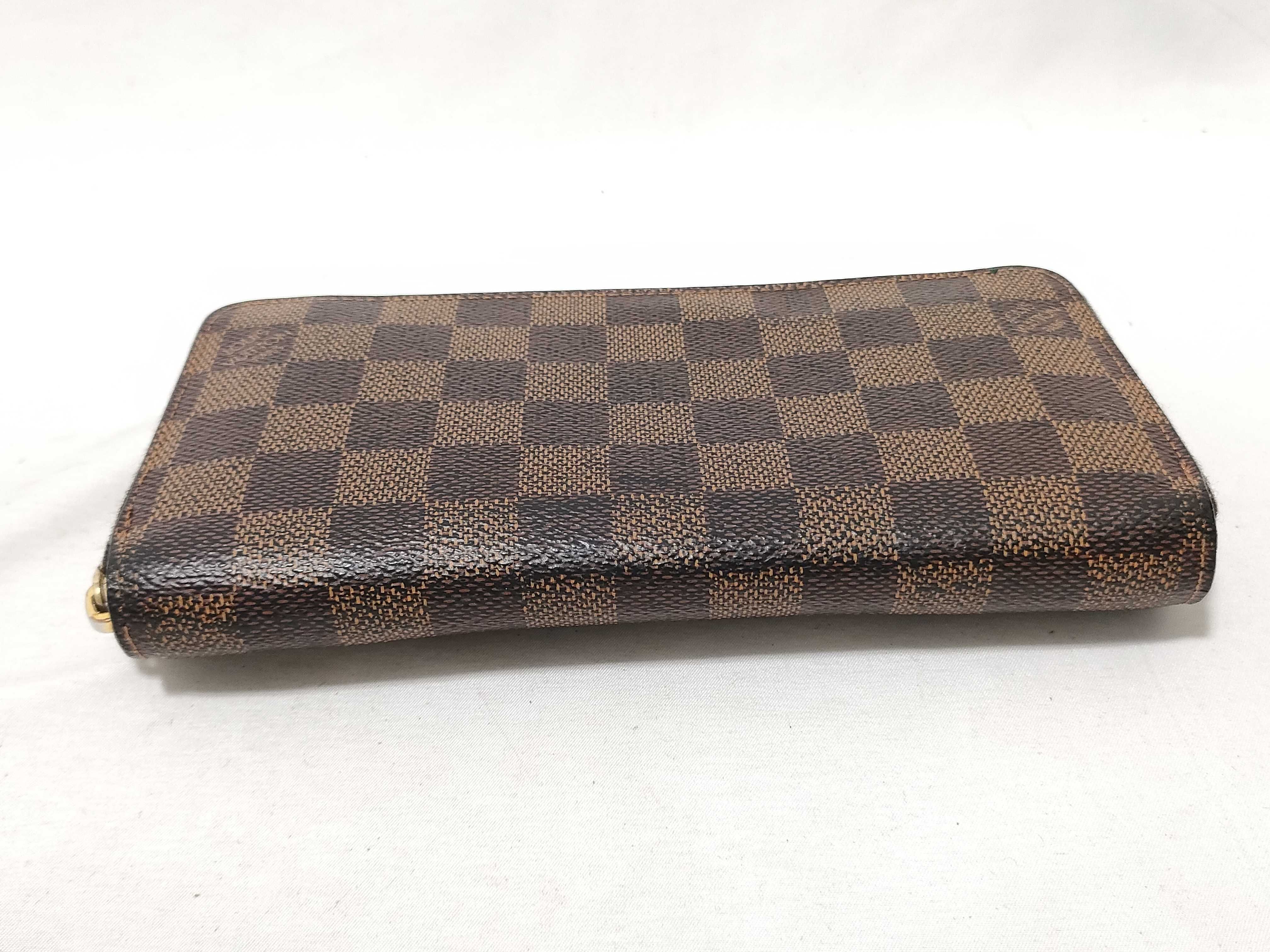 Damier Zippy Wallet — view 3
