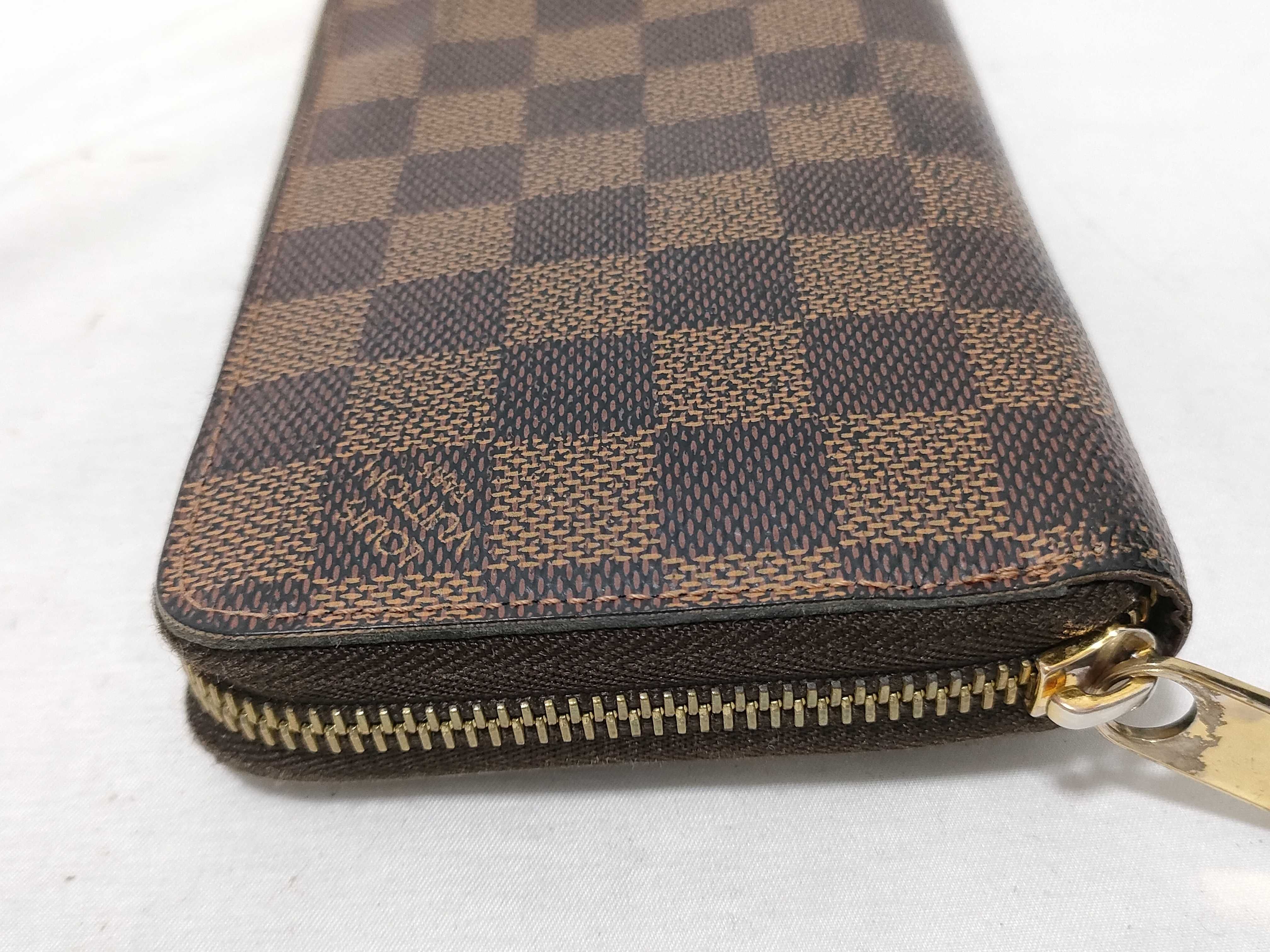 Damier Zippy Wallet — view 5