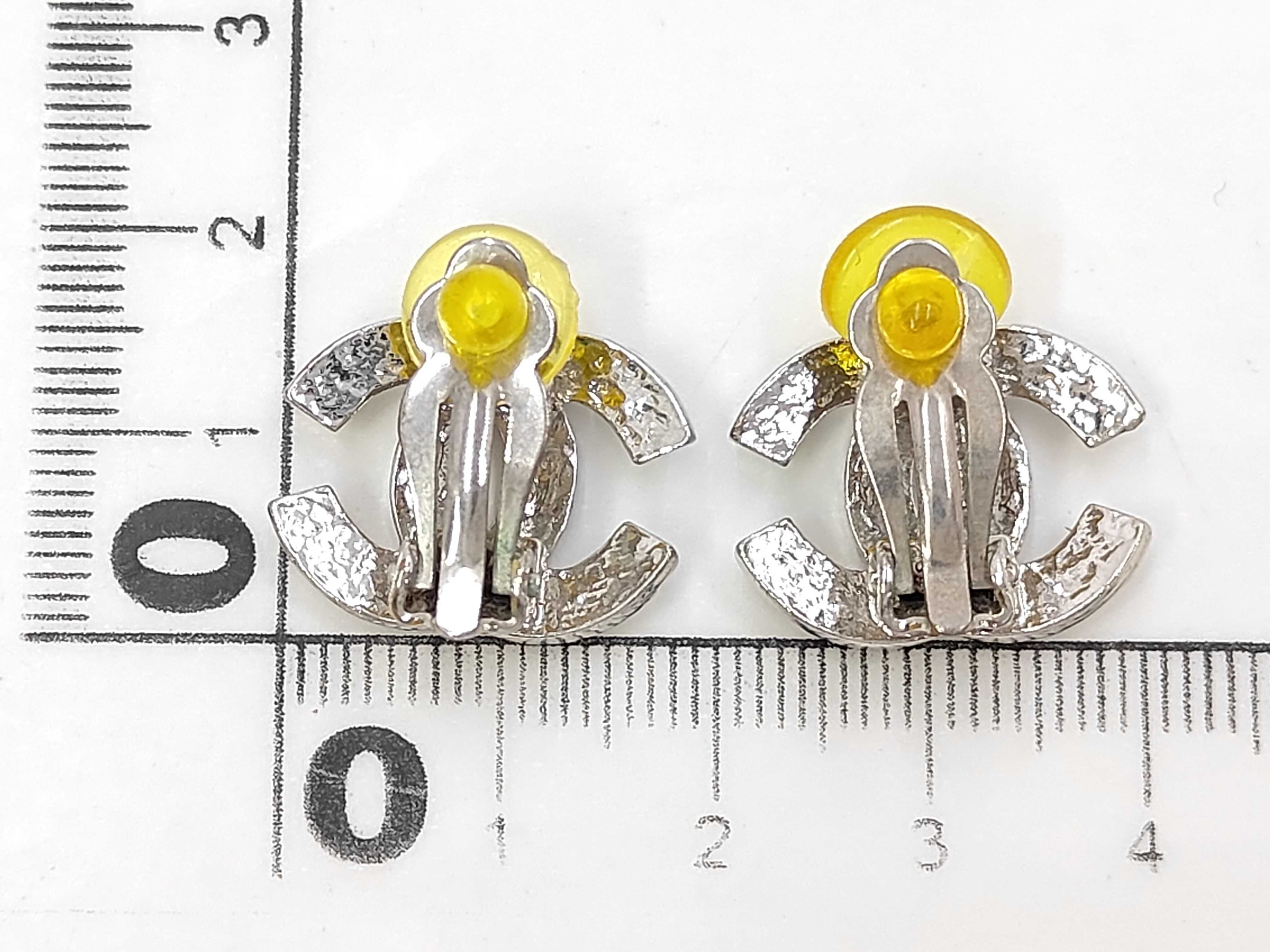 Coco Mark Earrings 00A Silver Earrings — view 2