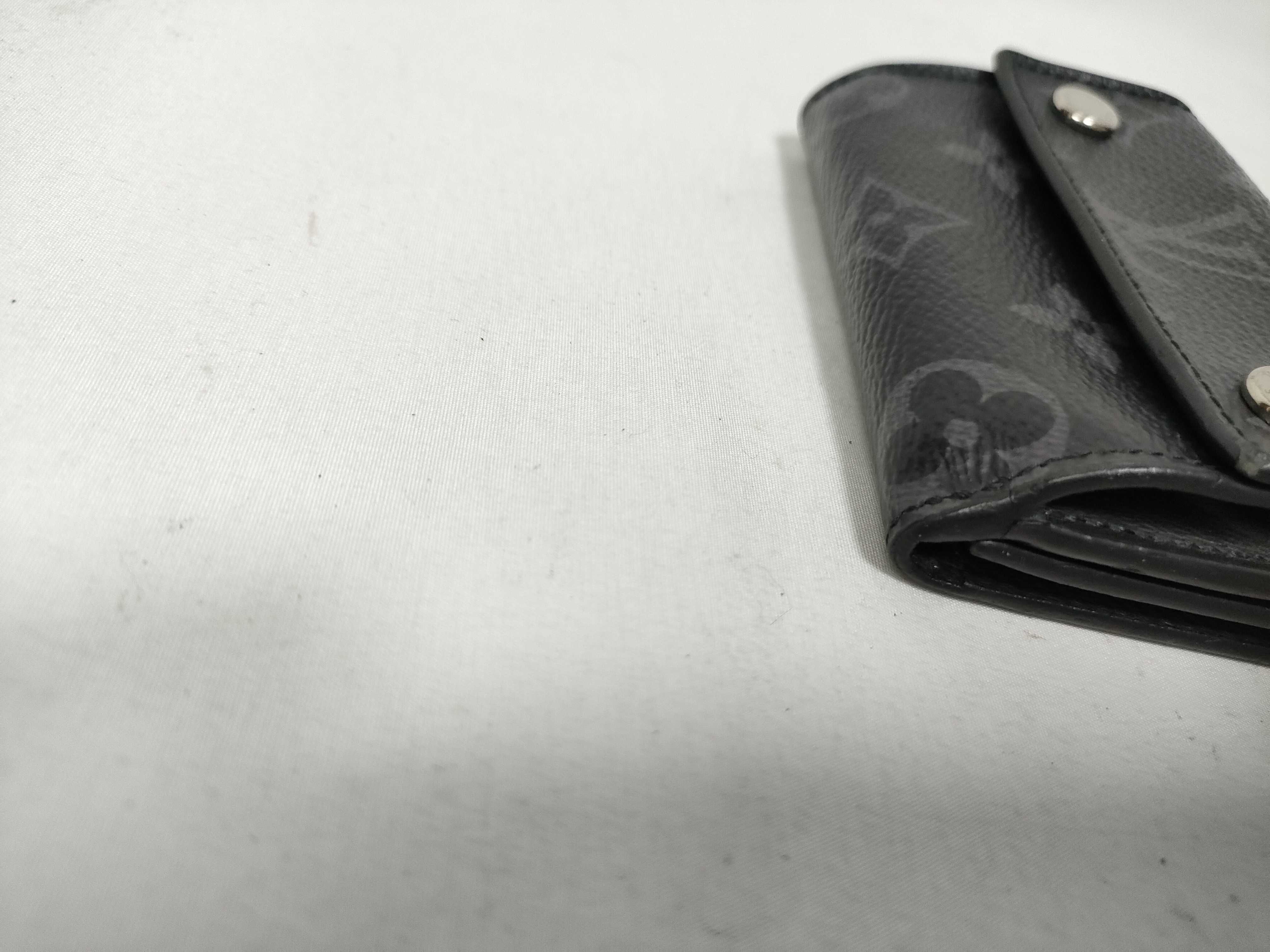 Monogram Eclipse Discovery Compact Wallet M67630 (RFID enabled, snap closure in good condition) — view 4