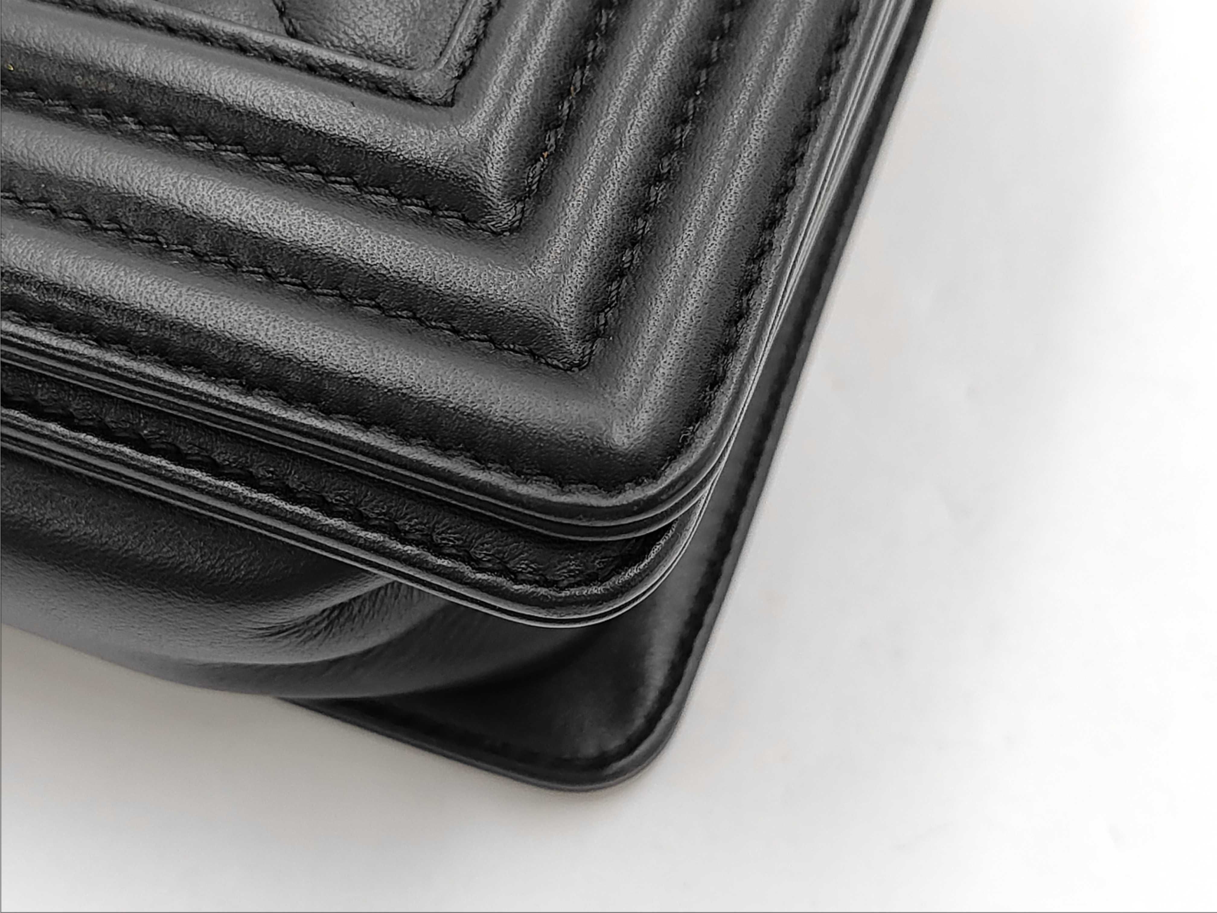 Boy Chanel Chain Shoulder Bag — view 7