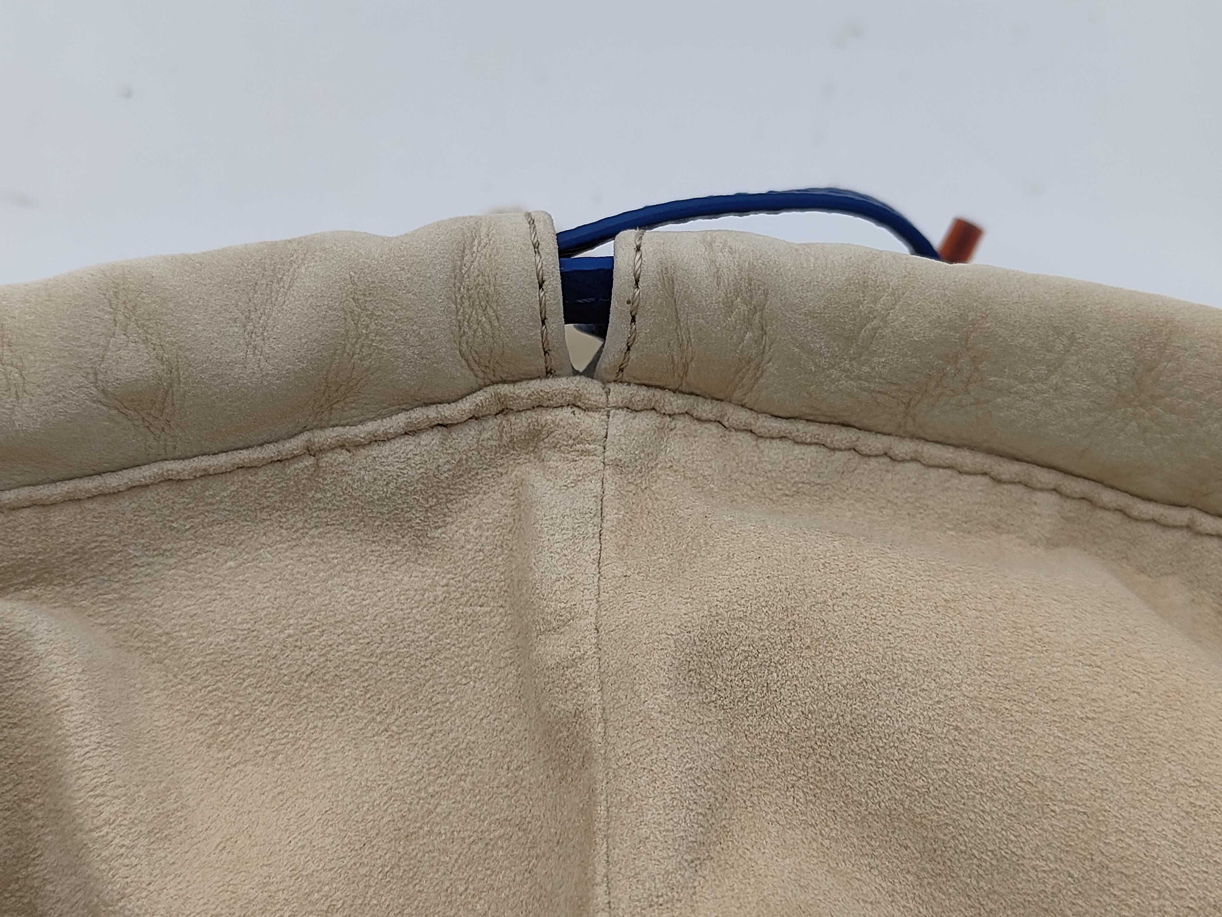 Vuitton Logo Dust Bag Tote M15235 Beige Bag — view 11