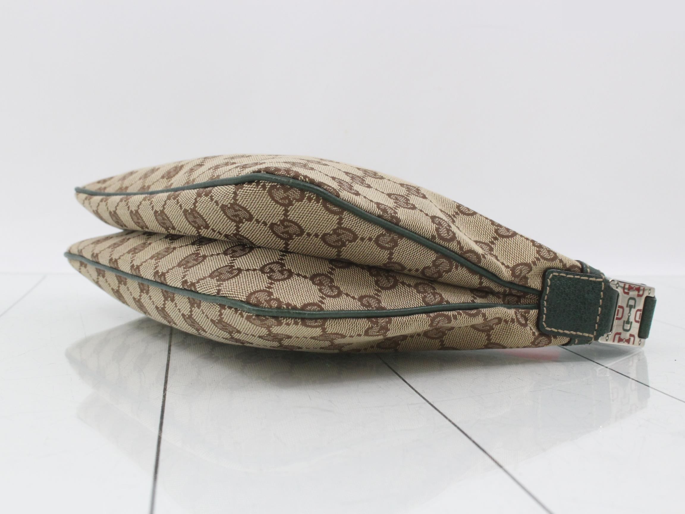 GG Canvas (Bag) - Shoulder Bag — view 6
