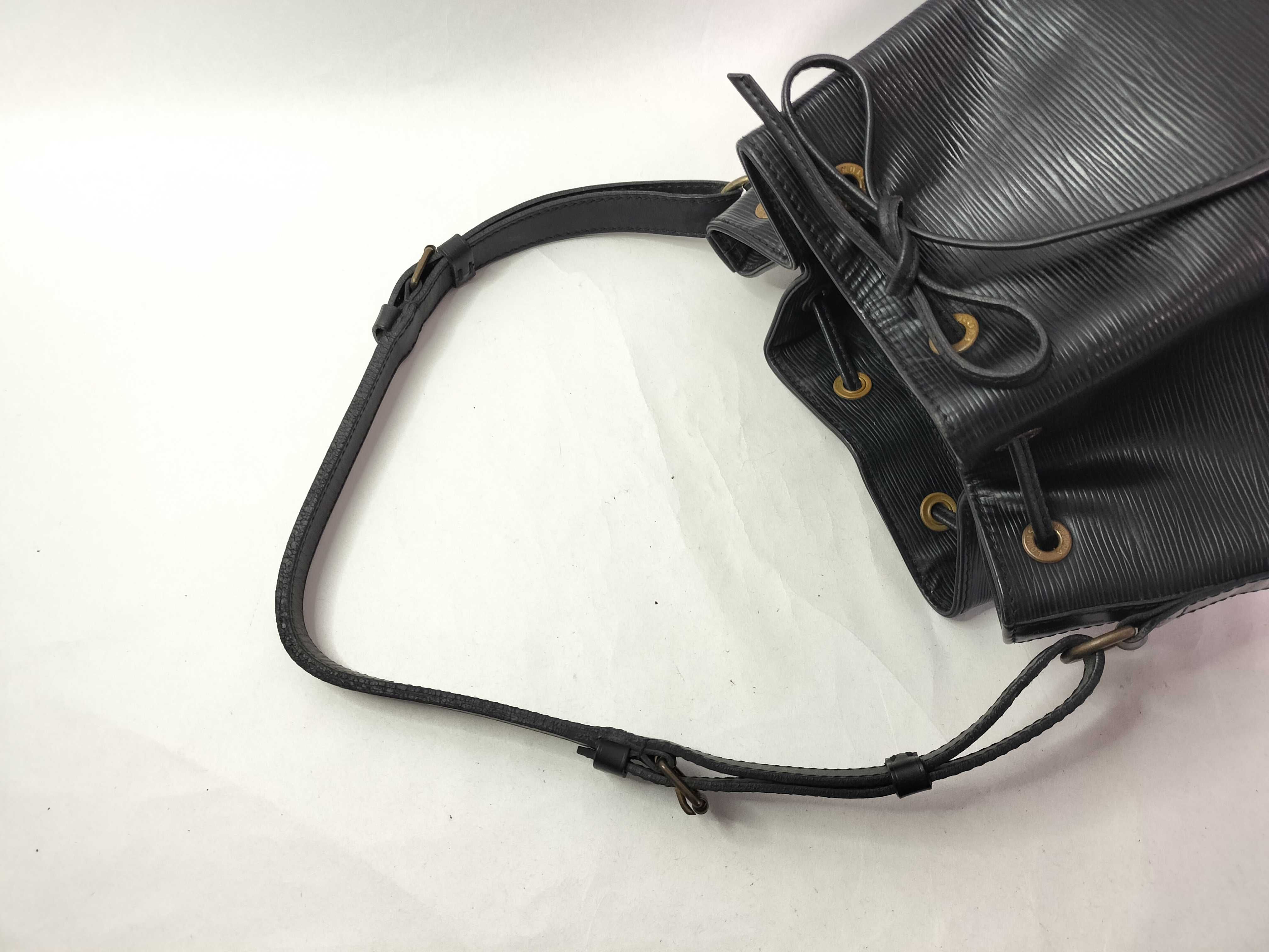 Epi Leather Shoulder Bag, Epi Noe M59002 — view 5