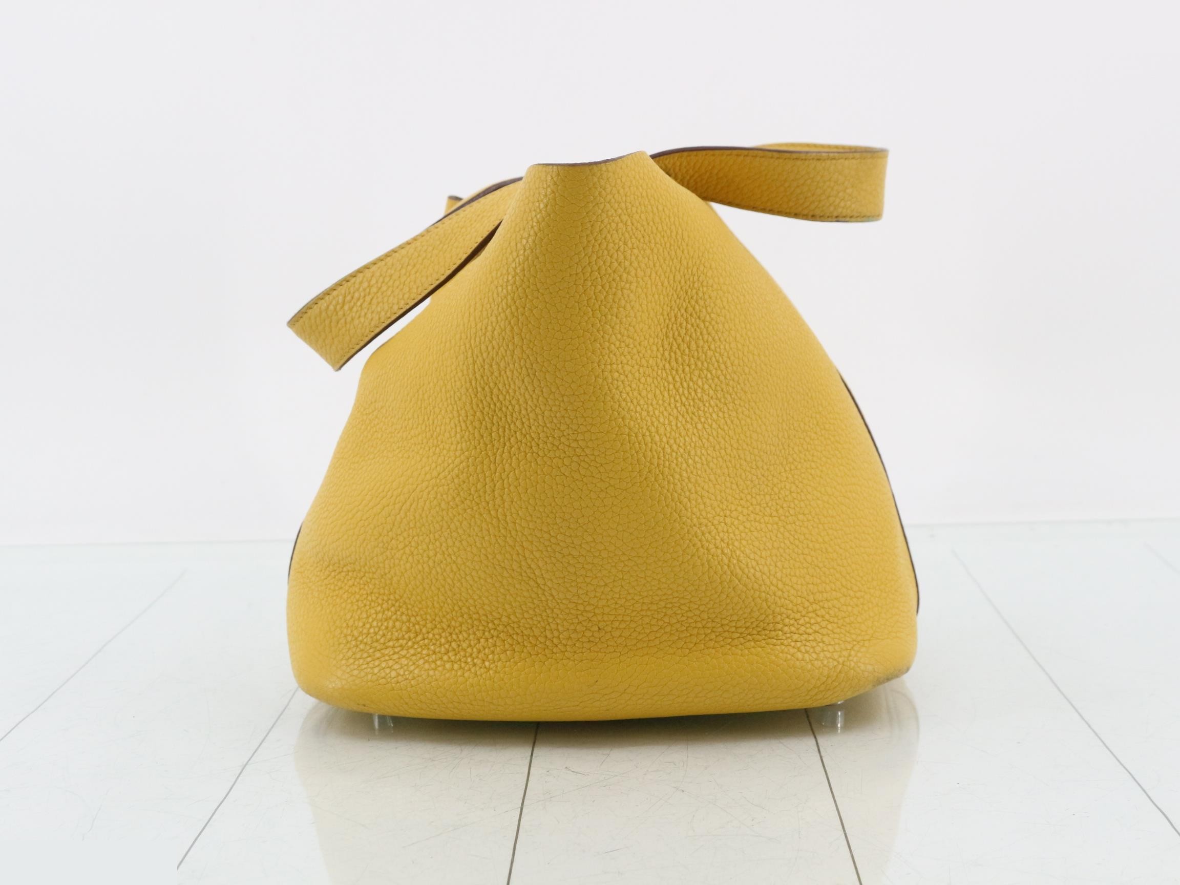 handbag — view 4