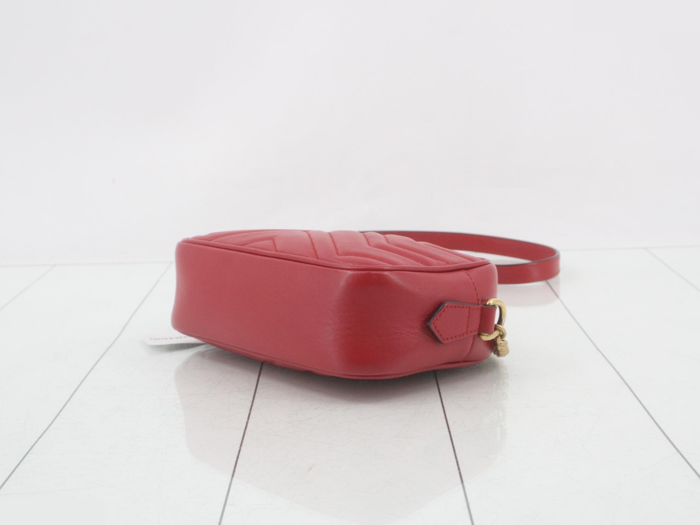 Marmont Shoulder Bag, Chevron Quilted, Red Leather — view 6