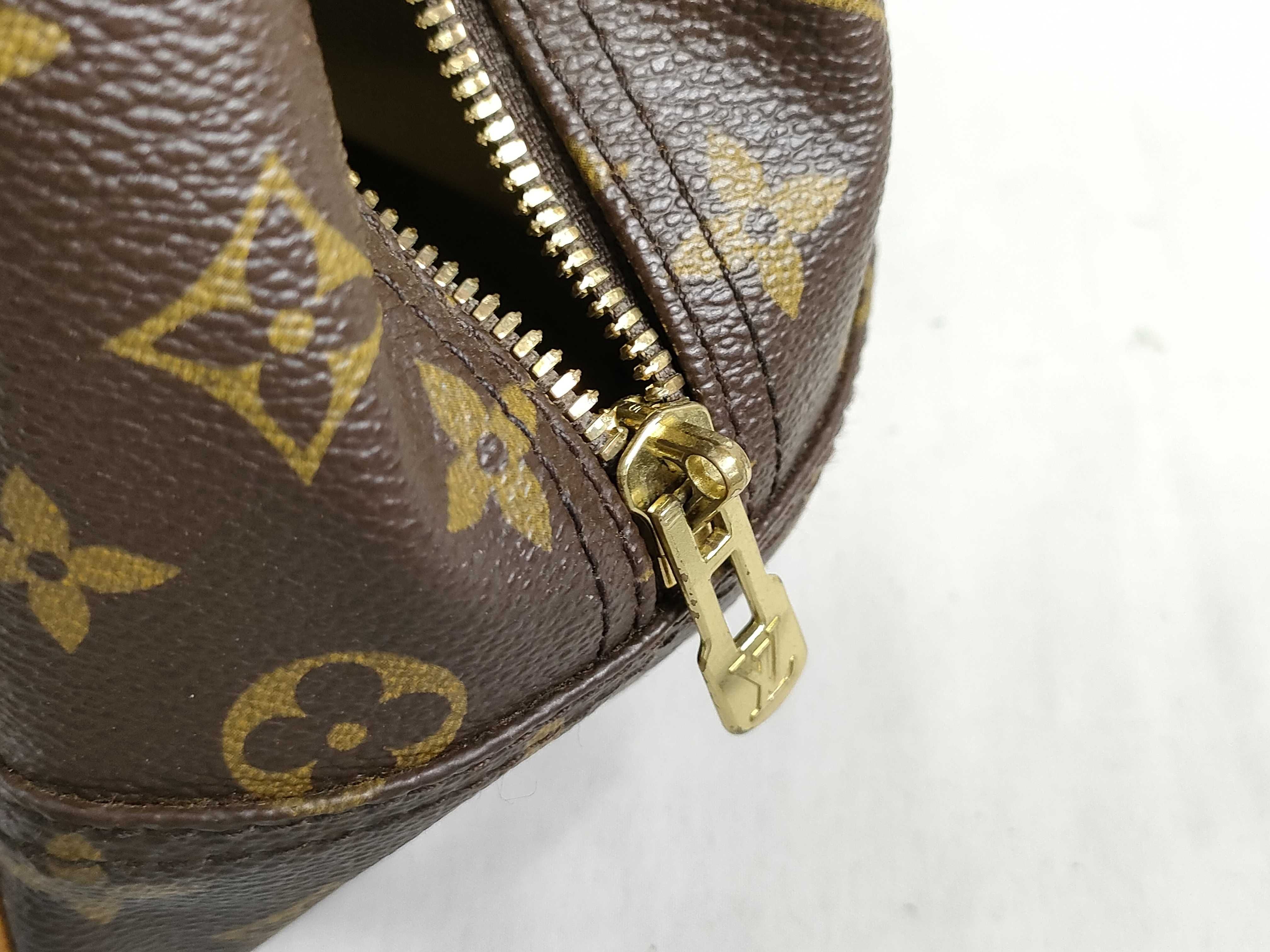 Monogram LV Deauville Handbag — view 14