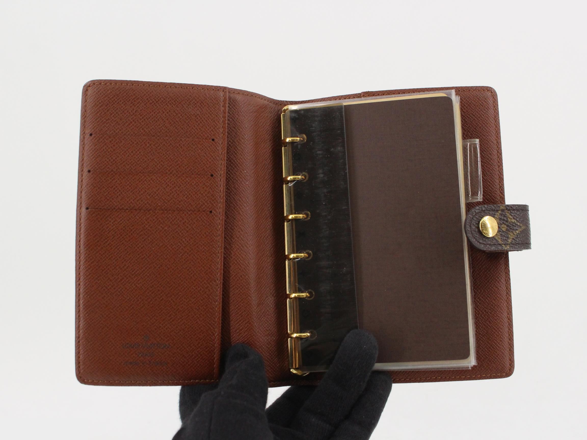 pocket book — view 4