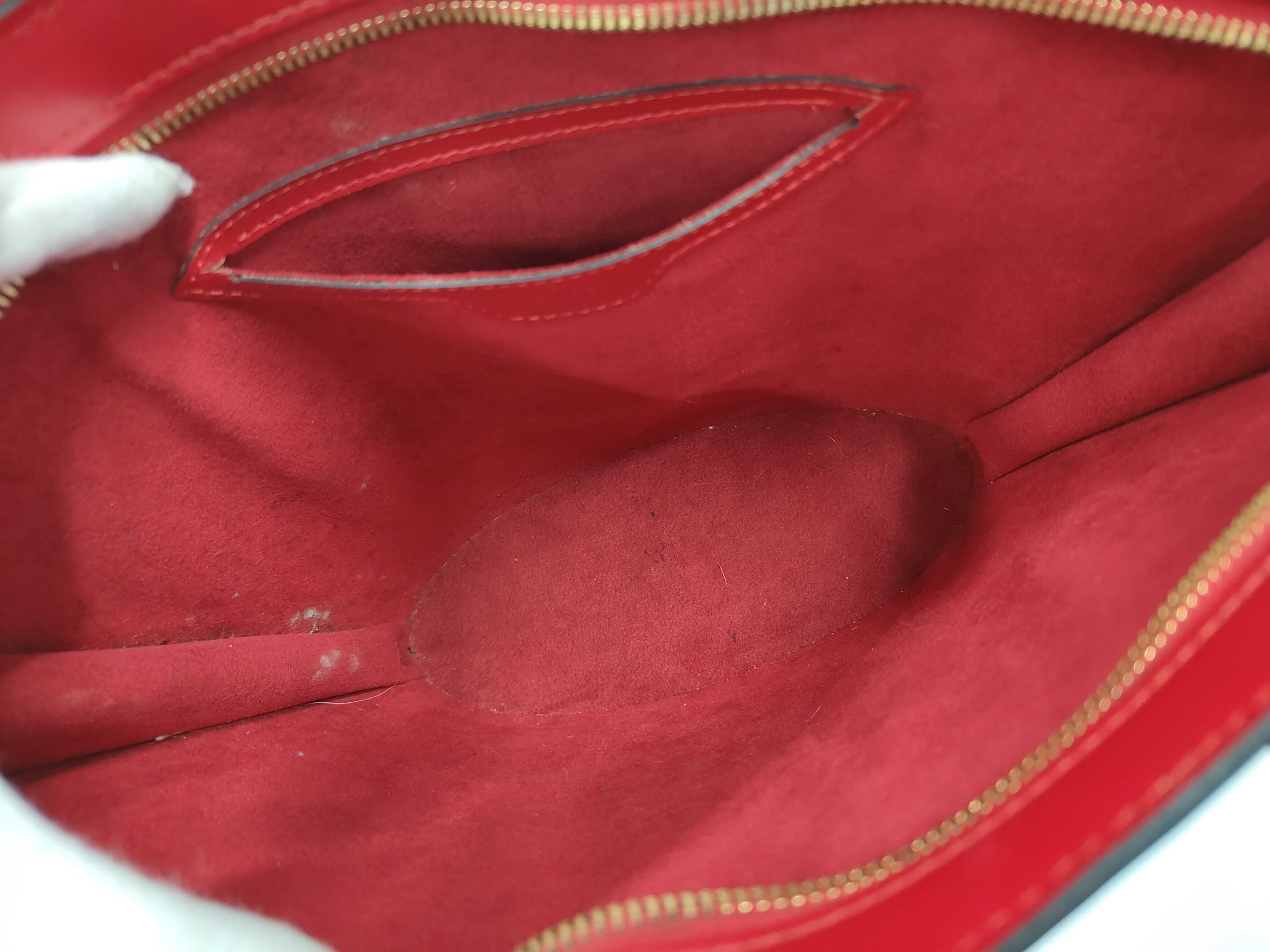 Epi Saint Jacques Red VI0946 Shoulder Bag — view 8