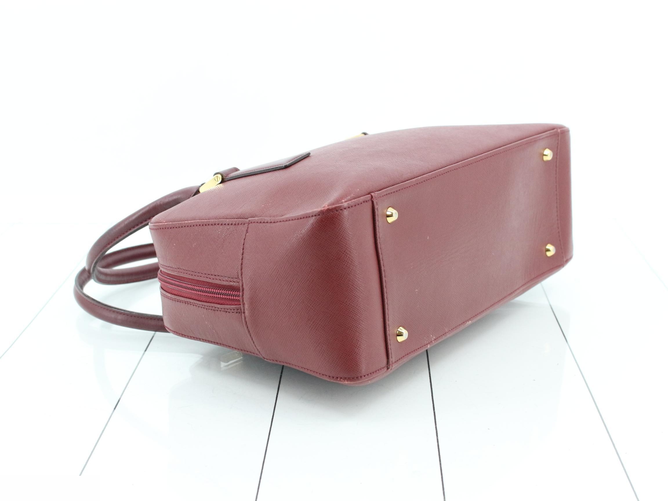Saffiano leather Nova check shoulder bag — view 5