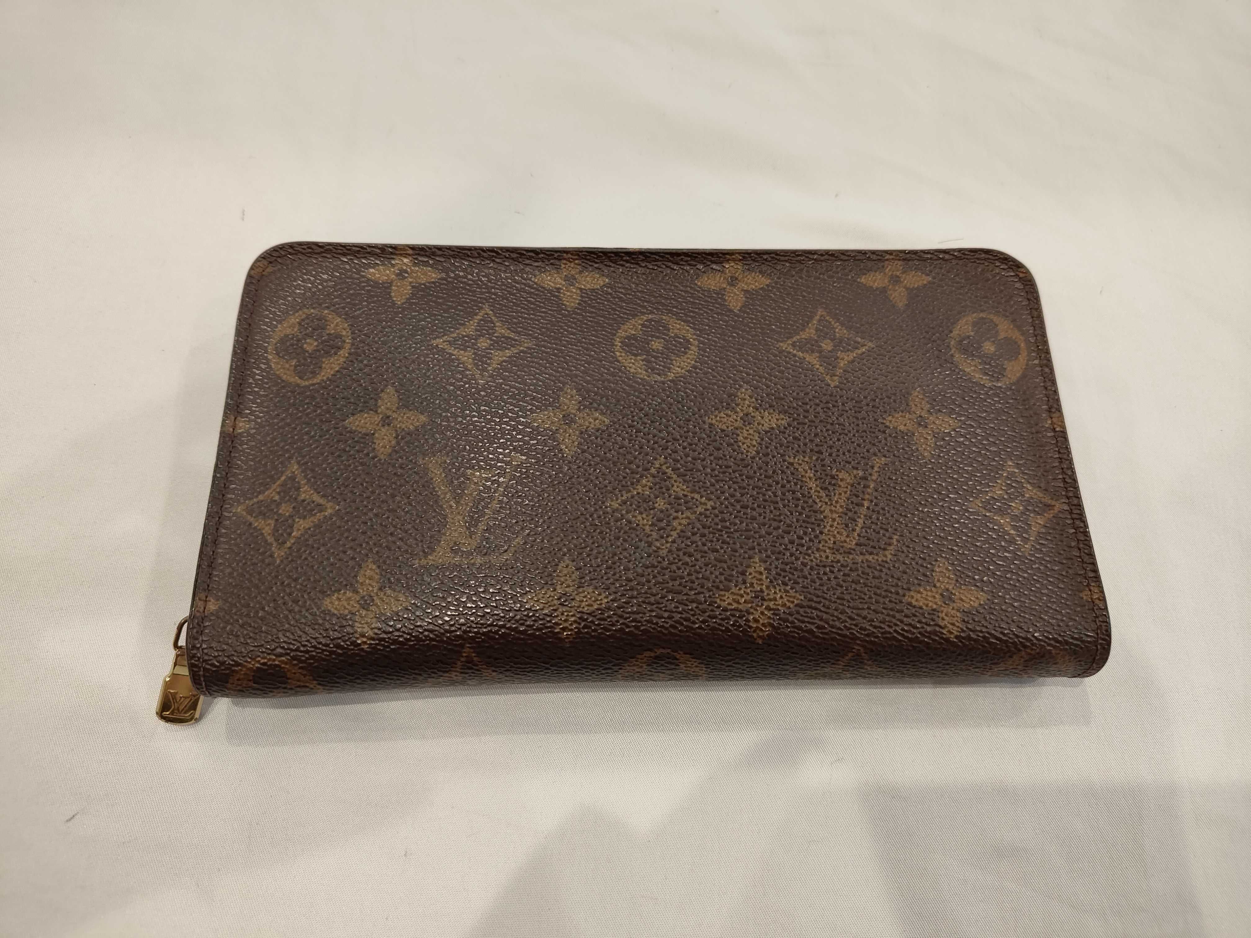 Monogram LV Long Wallet