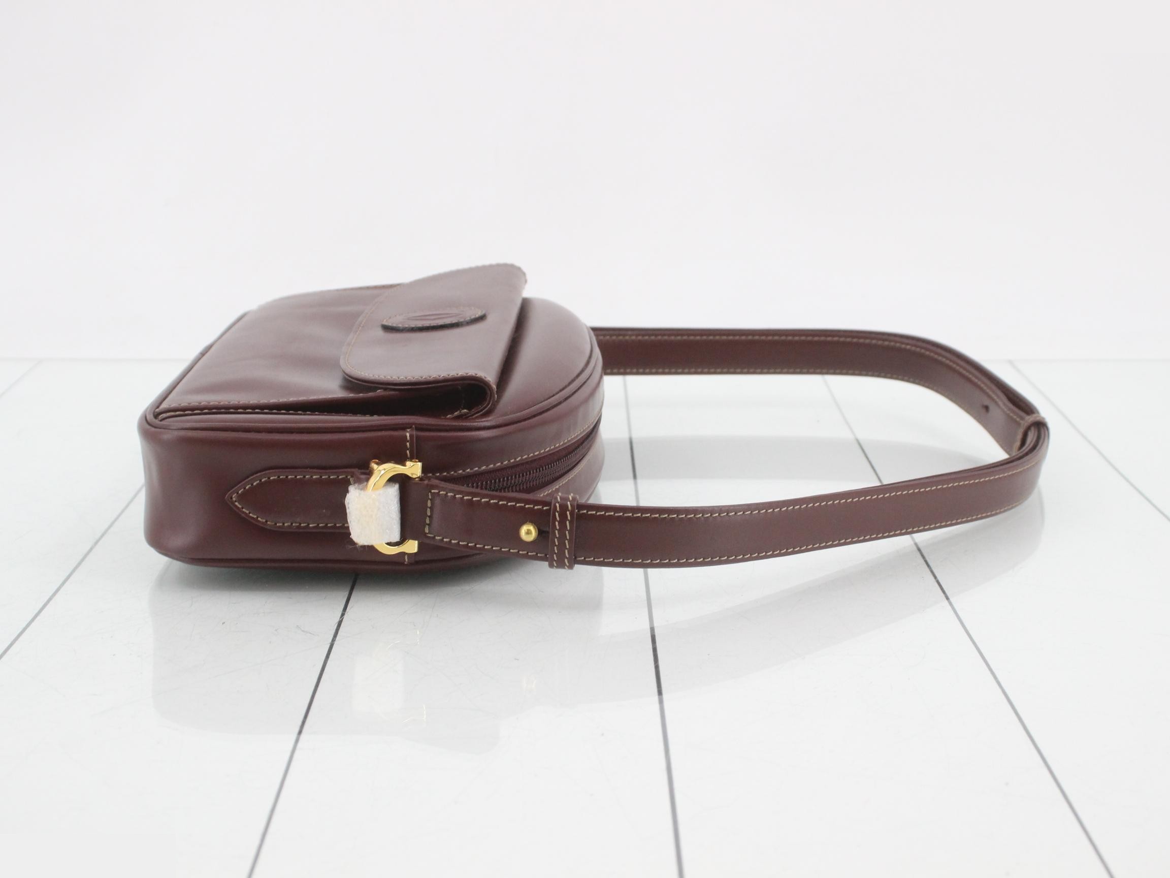 Must Line Shoulder Bag — view 3