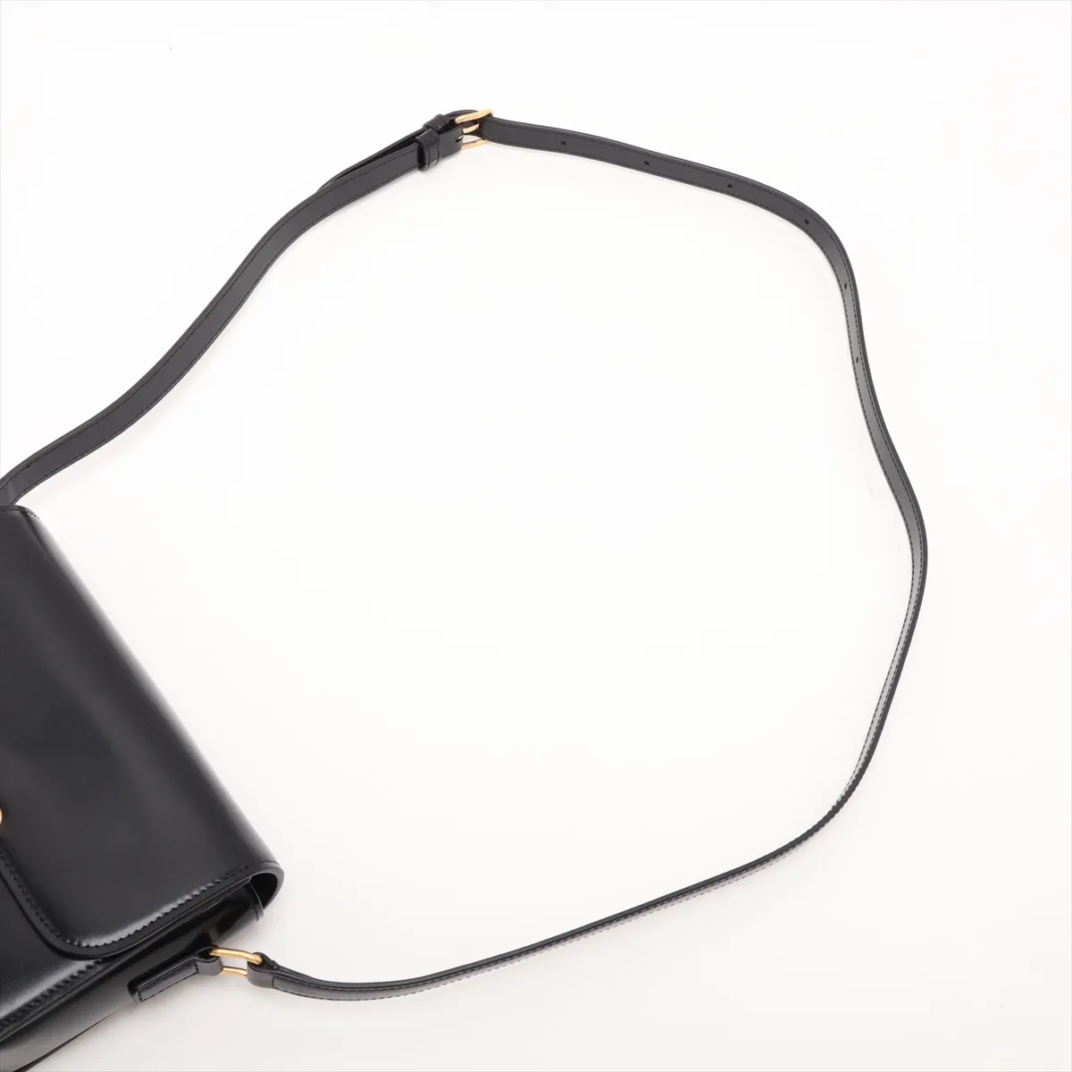Triomphe Classic Leather Shoulder Bag, Black — view 5