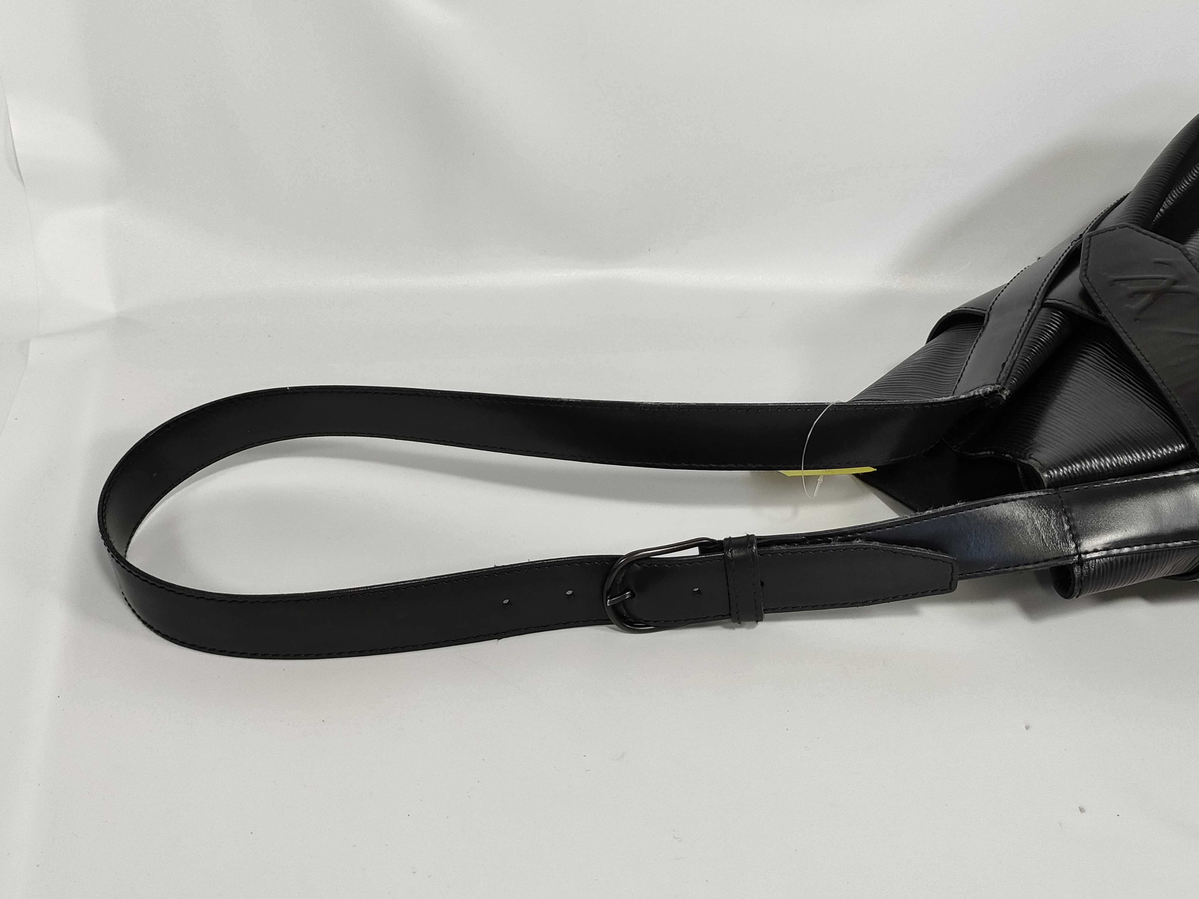 Epi Sac Depaule Shoulder Bag — view 3