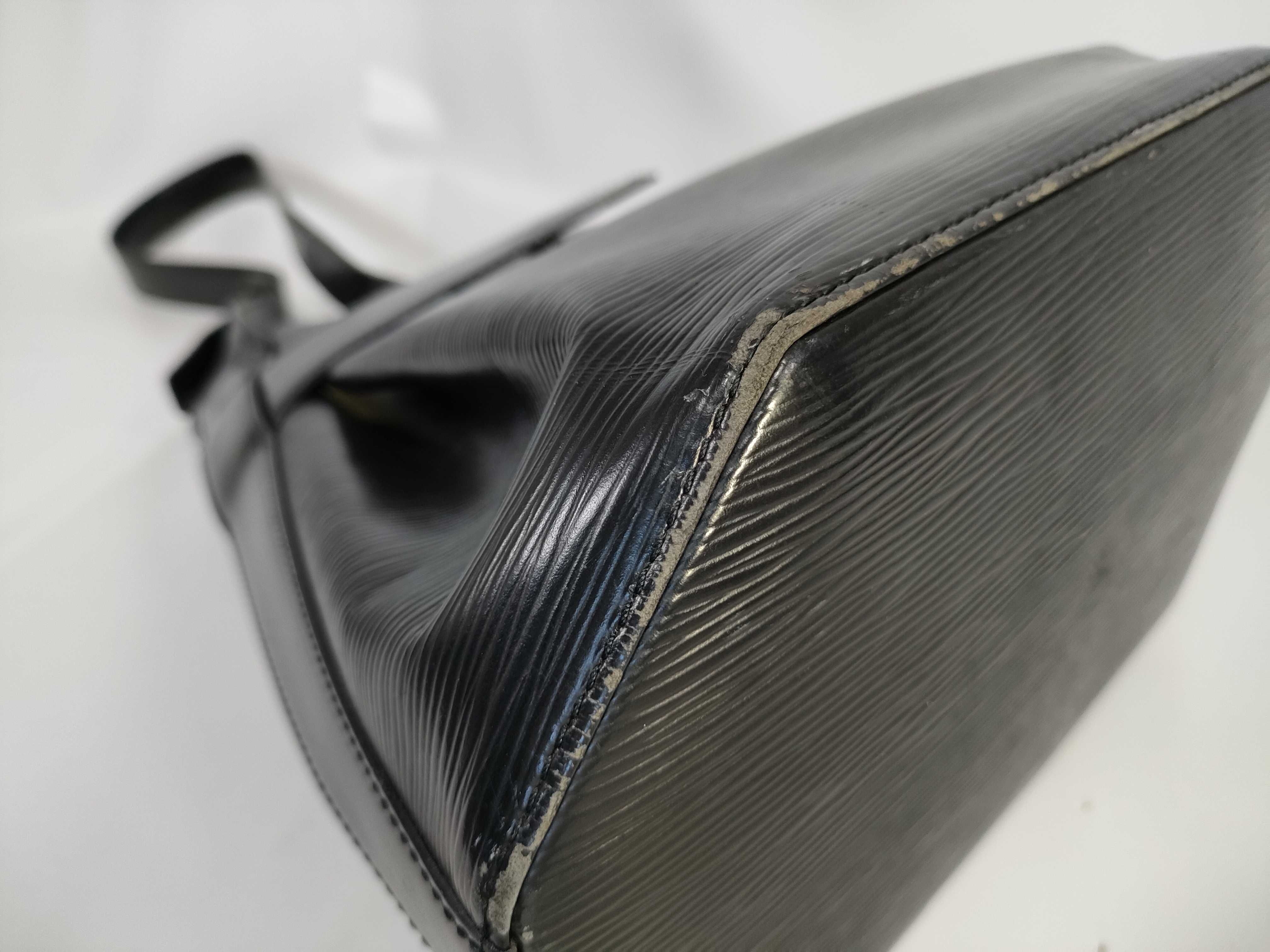 Epi Sac Depaule Shoulder Bag — view 7