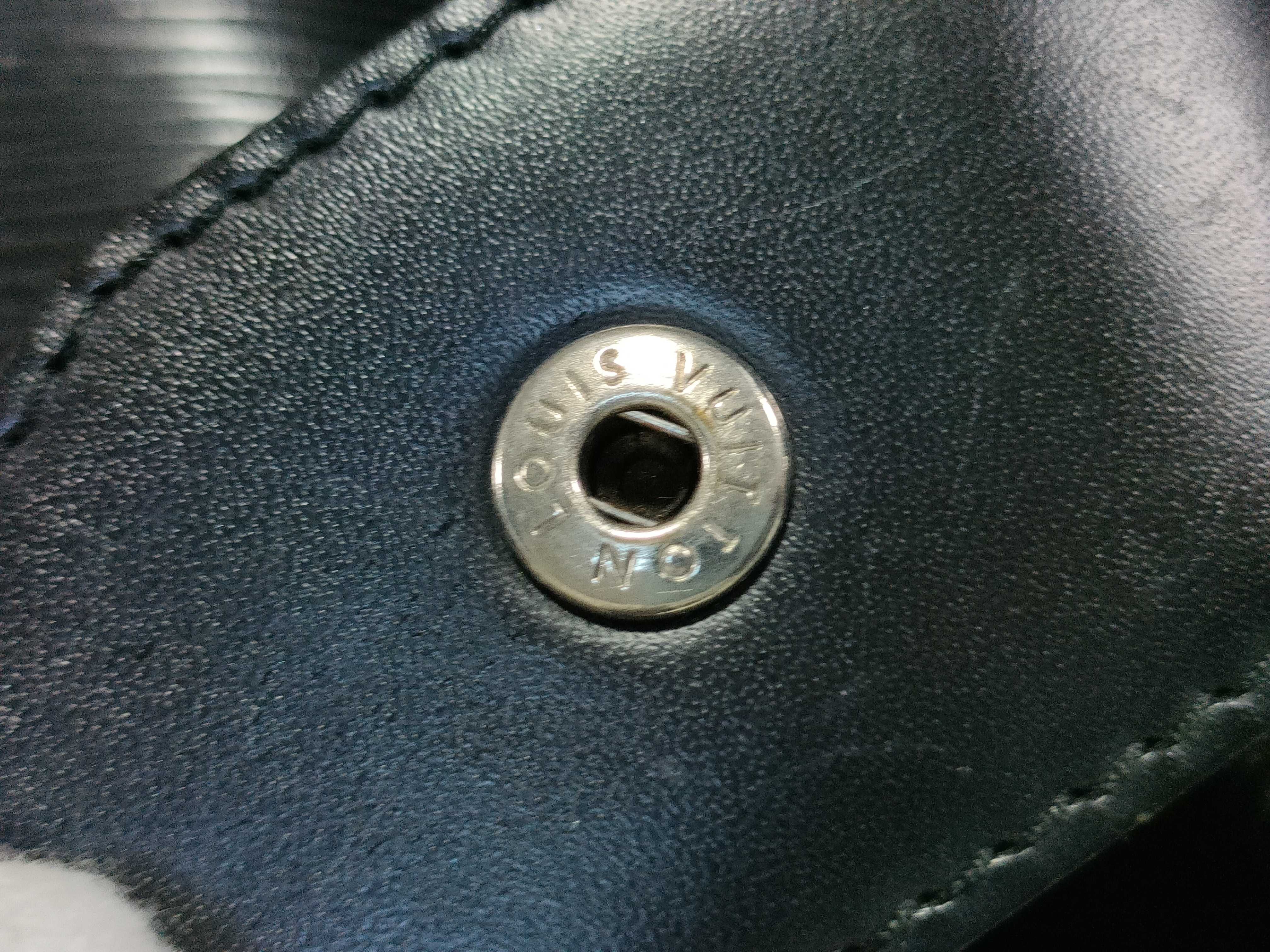 Epi Sac Depaule Shoulder Bag — view 10