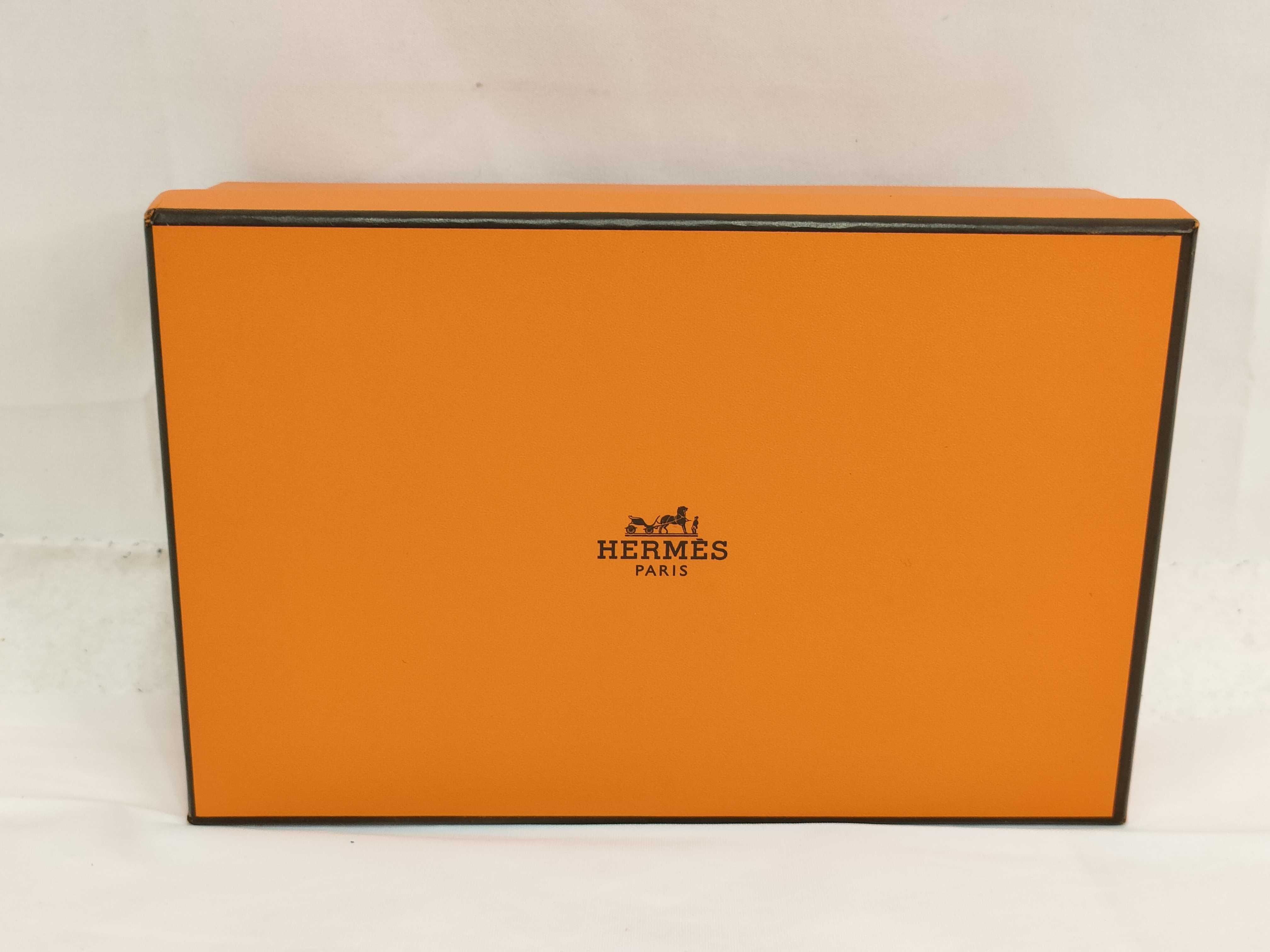Bearn Soufflé wallet with box and stamp R — view 15