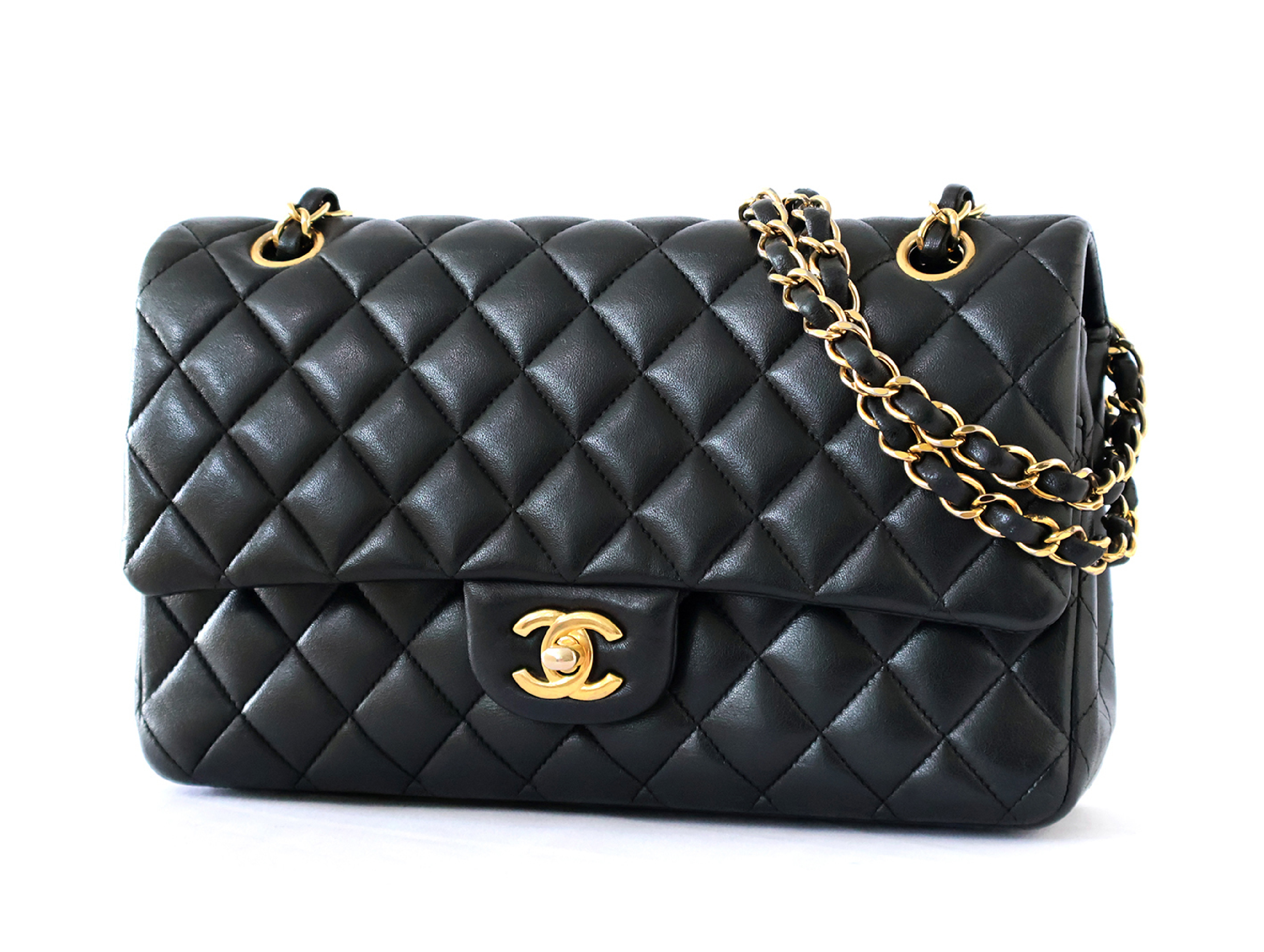 Matelassé 25 Lambskin Shoulder Bag with Seal (Serial Number in the 20s), Double Flap, Double Chain, Black.