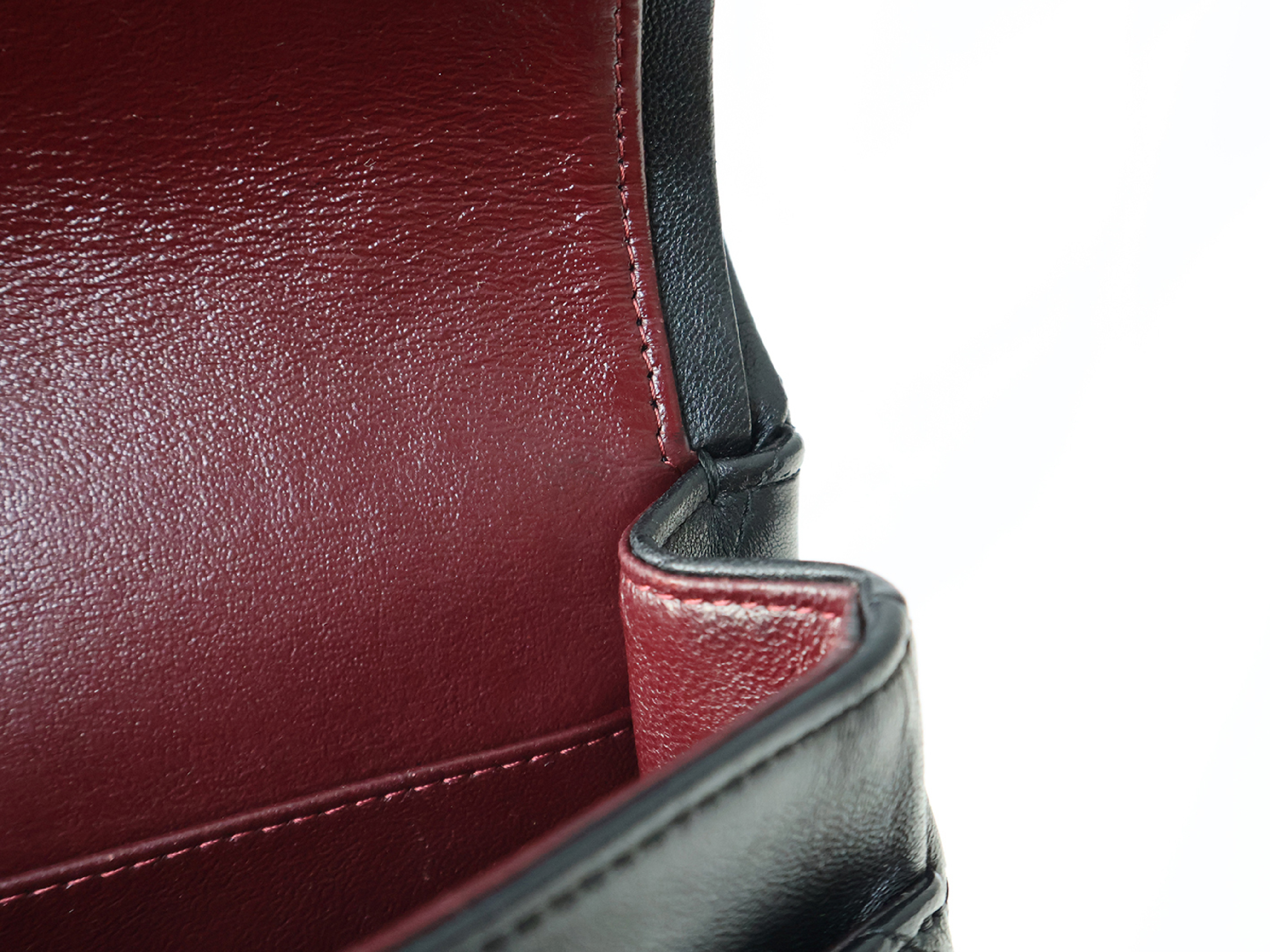 Matelassé 25 Lambskin Shoulder Bag with Seal (Serial Number in the 20s), Double Flap, Double Chain, Black. — view 13