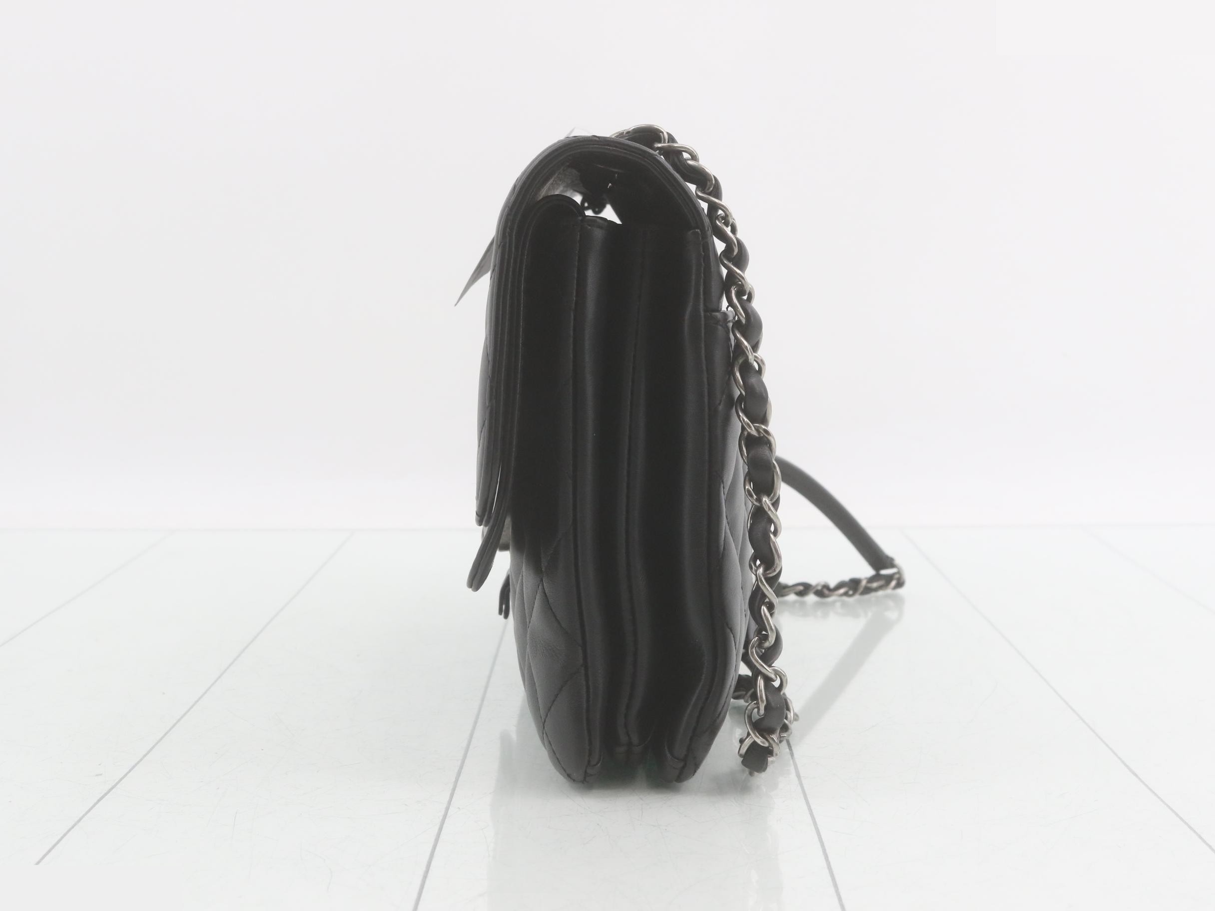 Matelassé Lambskin Double Chain Shoulder Bag — view 3