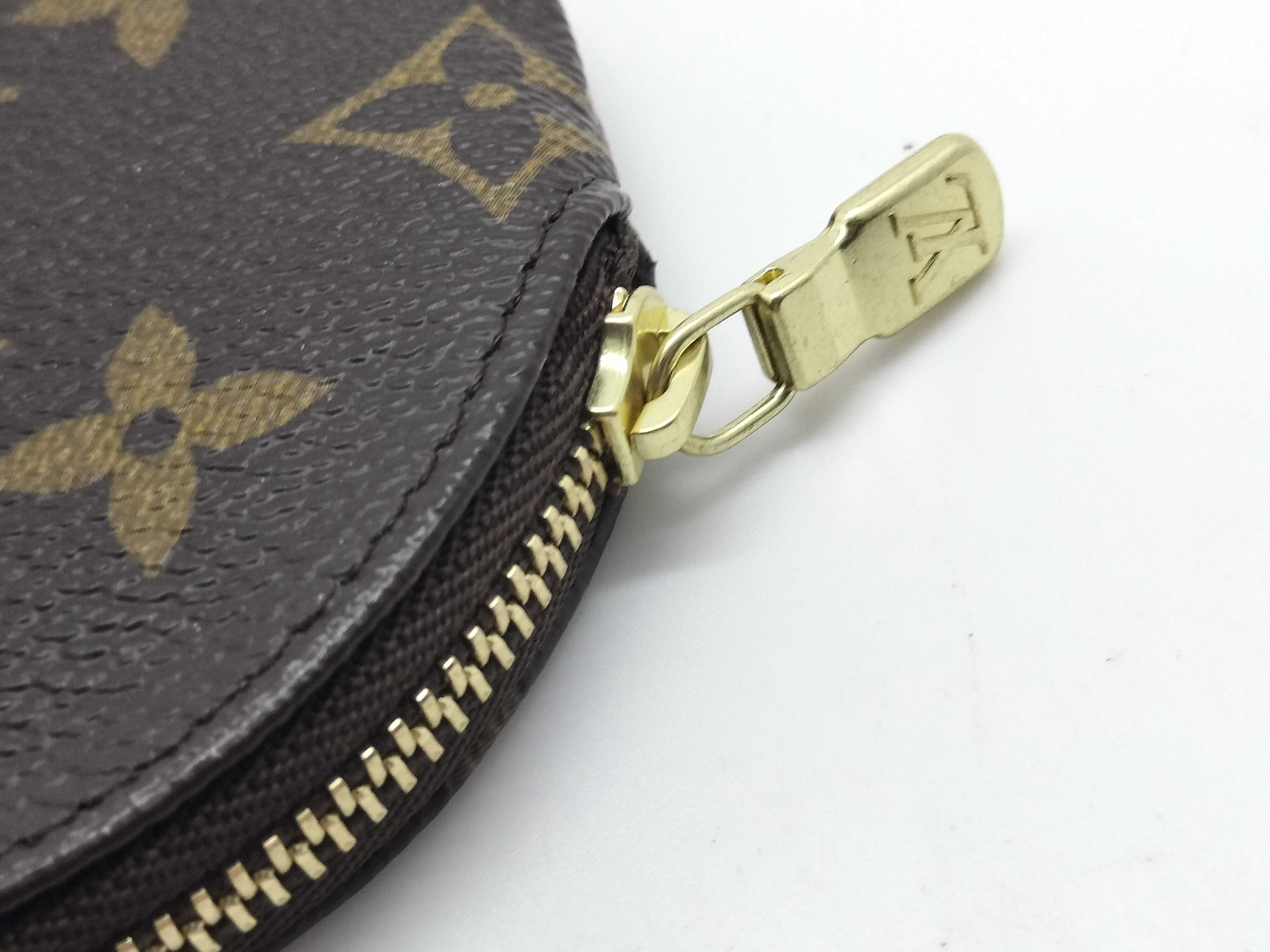 Monogram M61926 Porte Monnaie Rond Coin Case — view 8