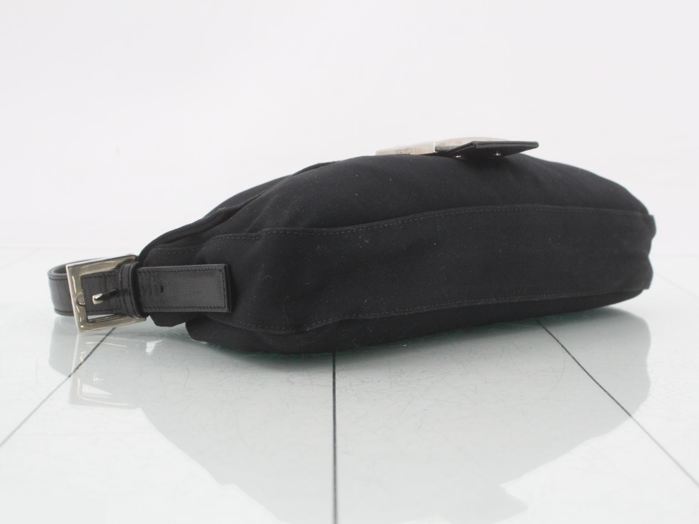 Mamma Bucket Black Shoulder Bag — view 5