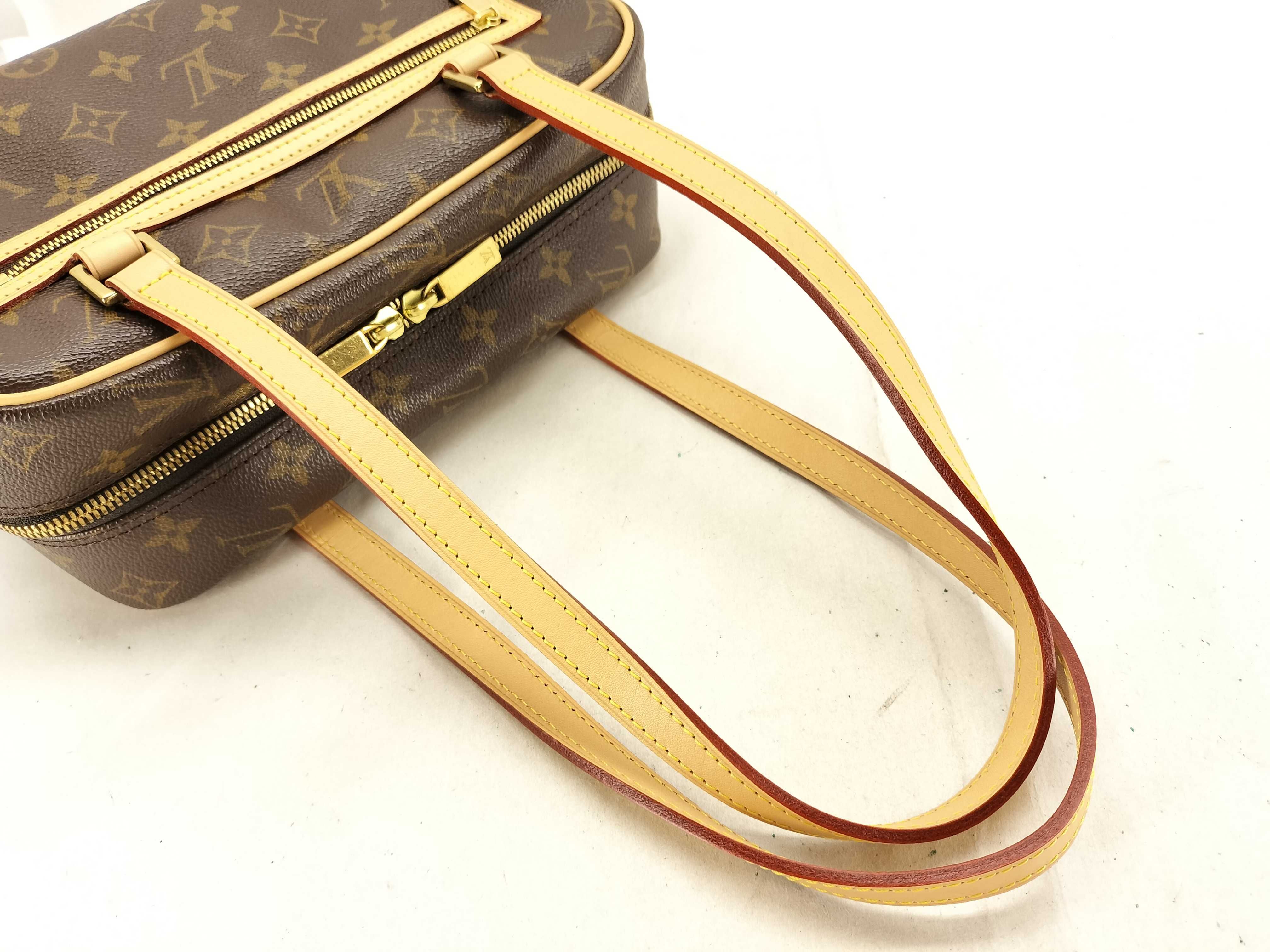 Monogram Louis Vuitton Cite MM Shoulder Bag Monogram M51182 Shoulder Bag — view 3