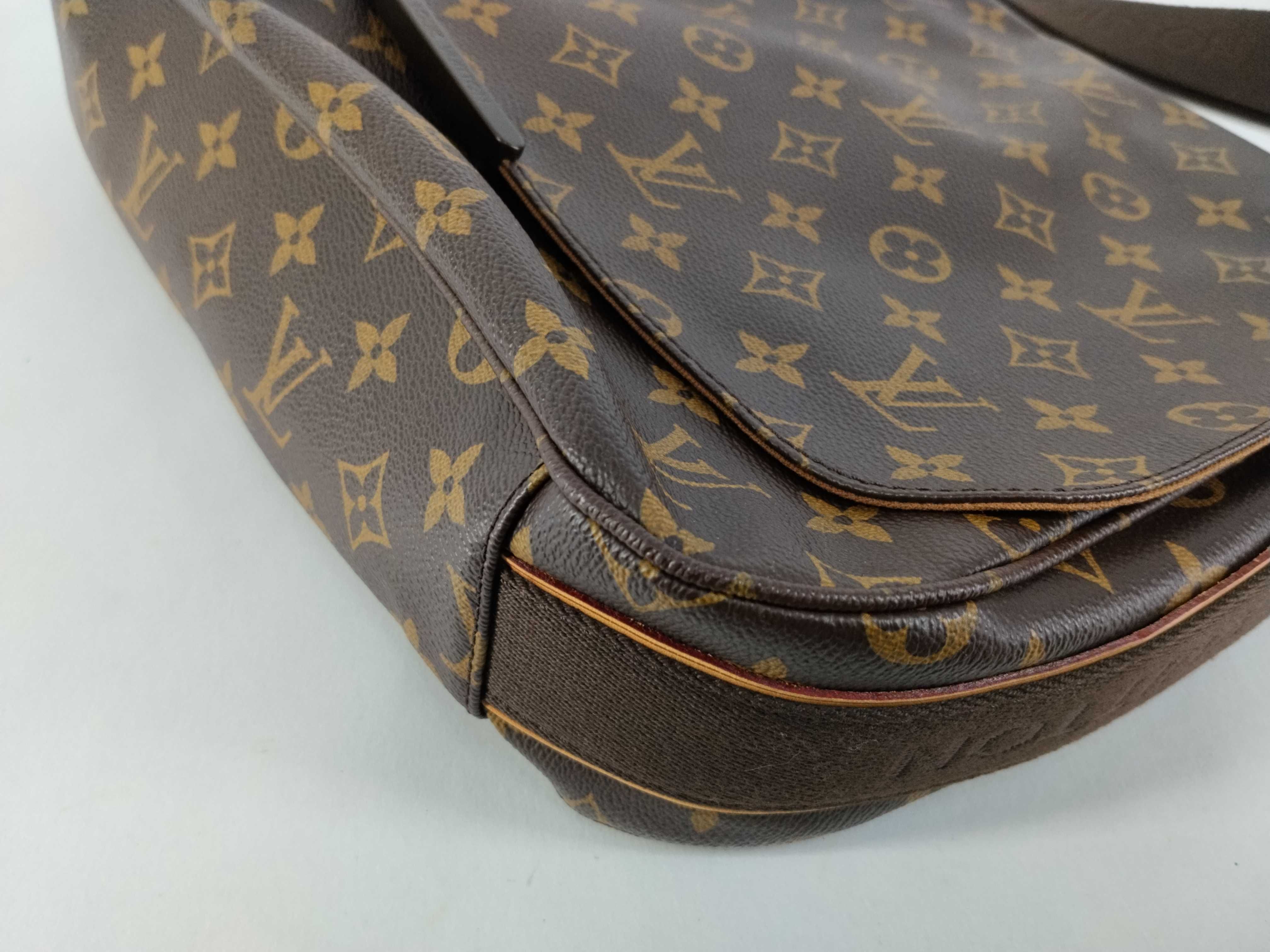 Monogram M97038 Messenger Bobour MM Shoulder Bag — view 6