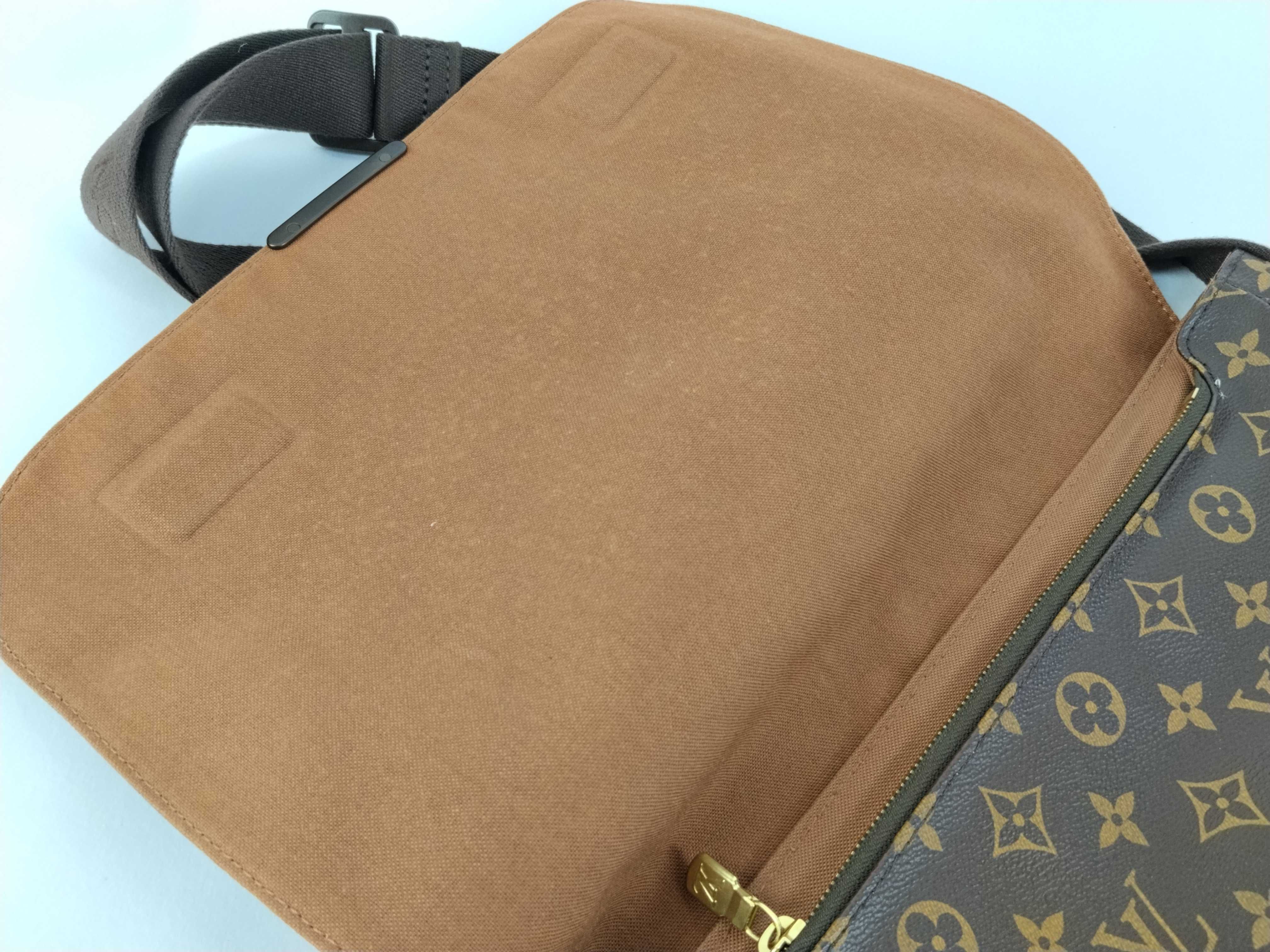 Monogram M97038 Messenger Bobour MM Shoulder Bag — view 8