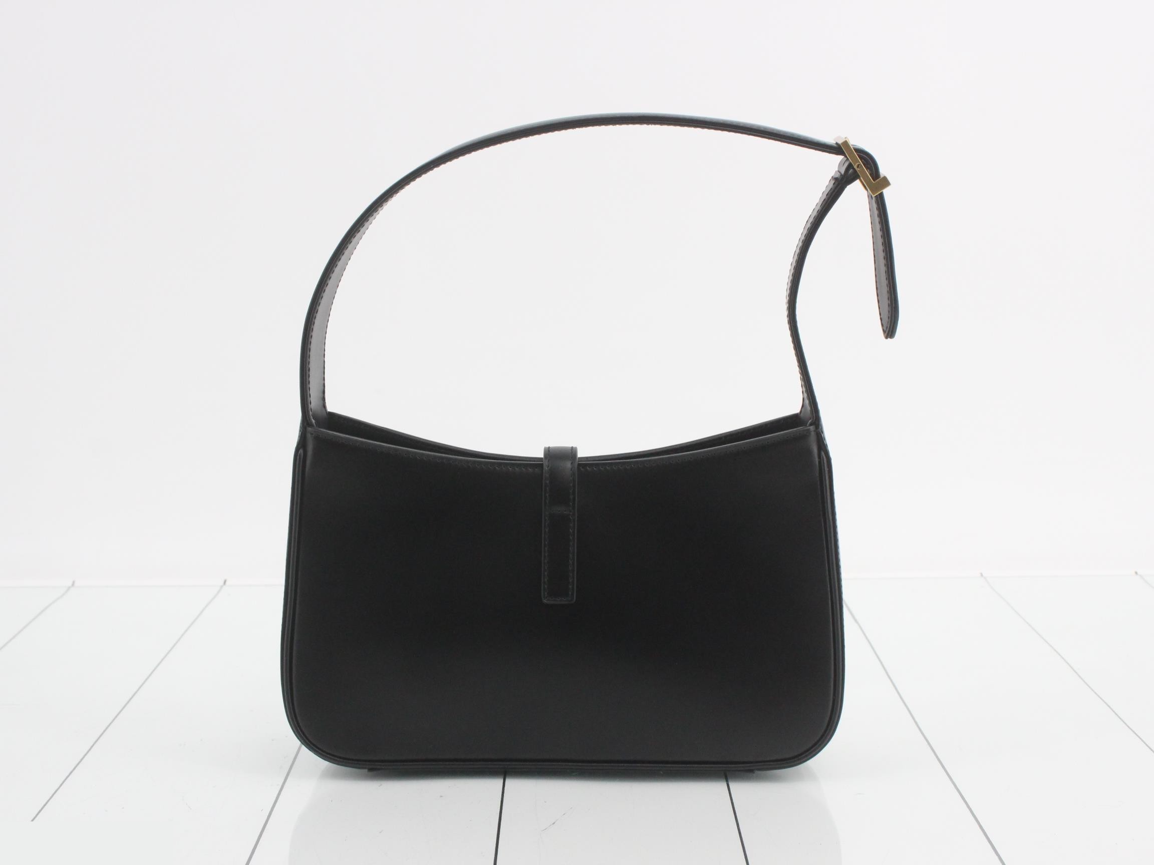 Le Cincassette Leather One-Shoulder Bag, Black — view 2