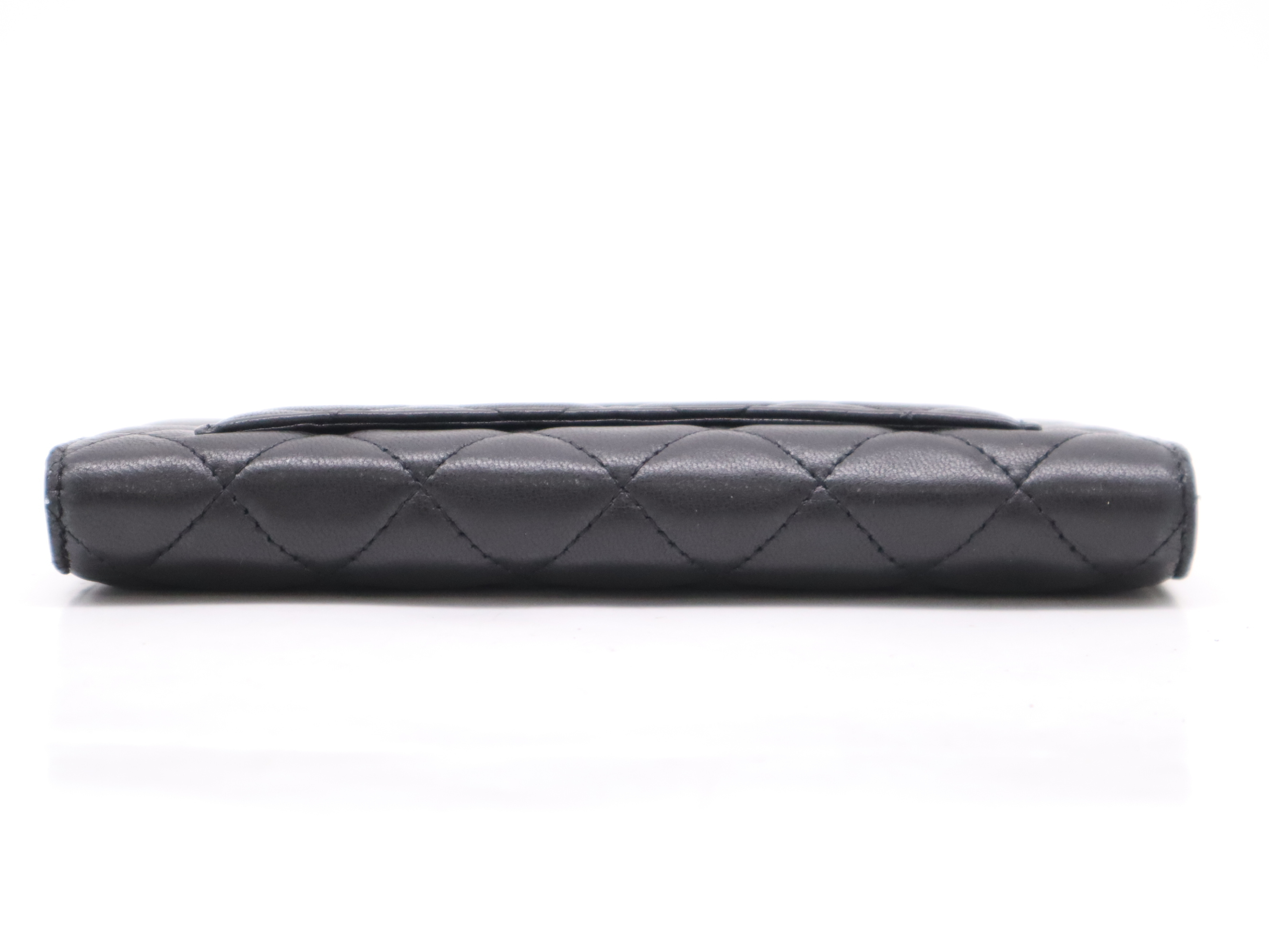 Lambskin Matelassé Long Wallet, Black, Silver Hardware, Seal, Card Holder, 13673640 — view 4