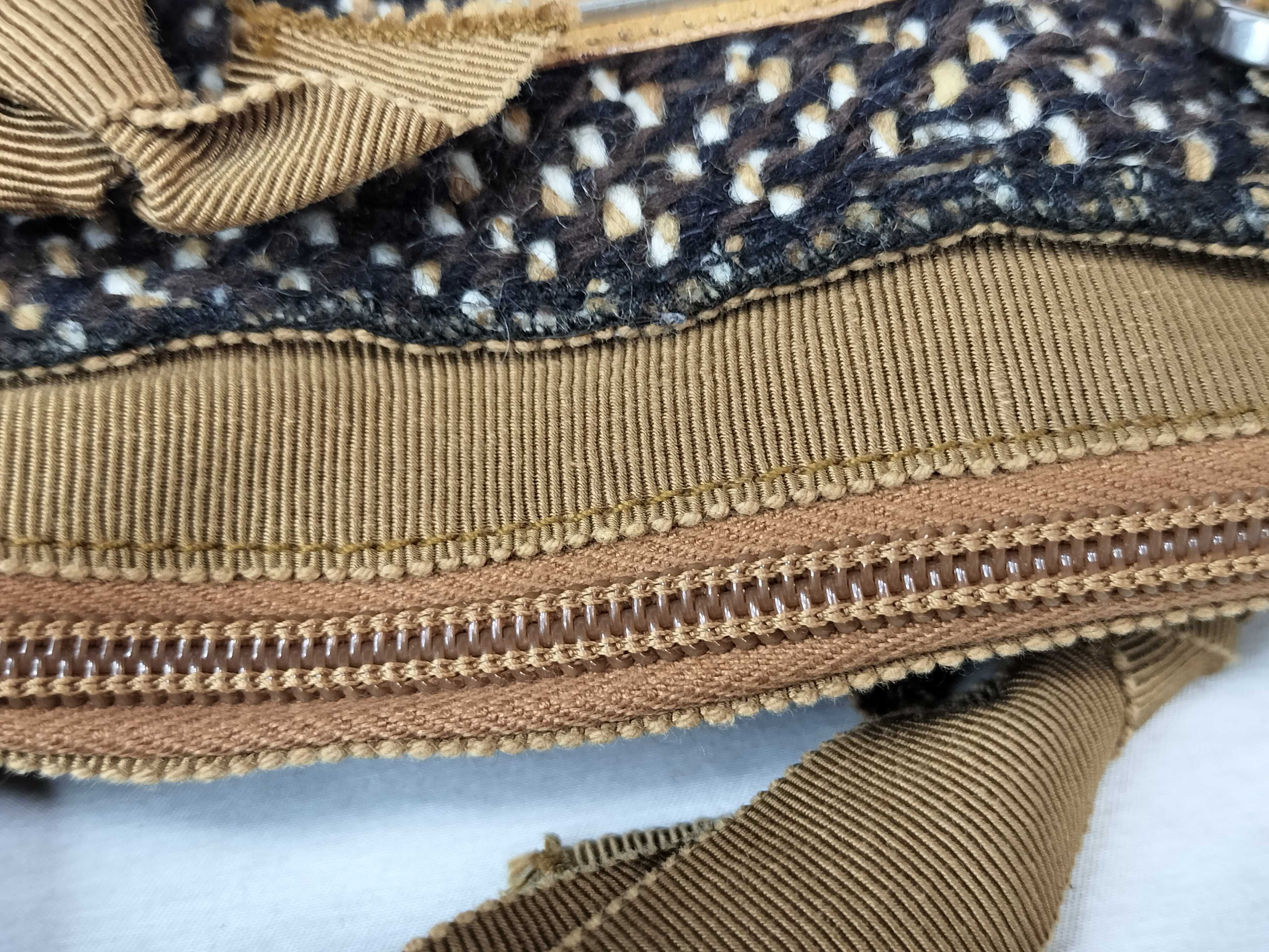 handbag — view 6