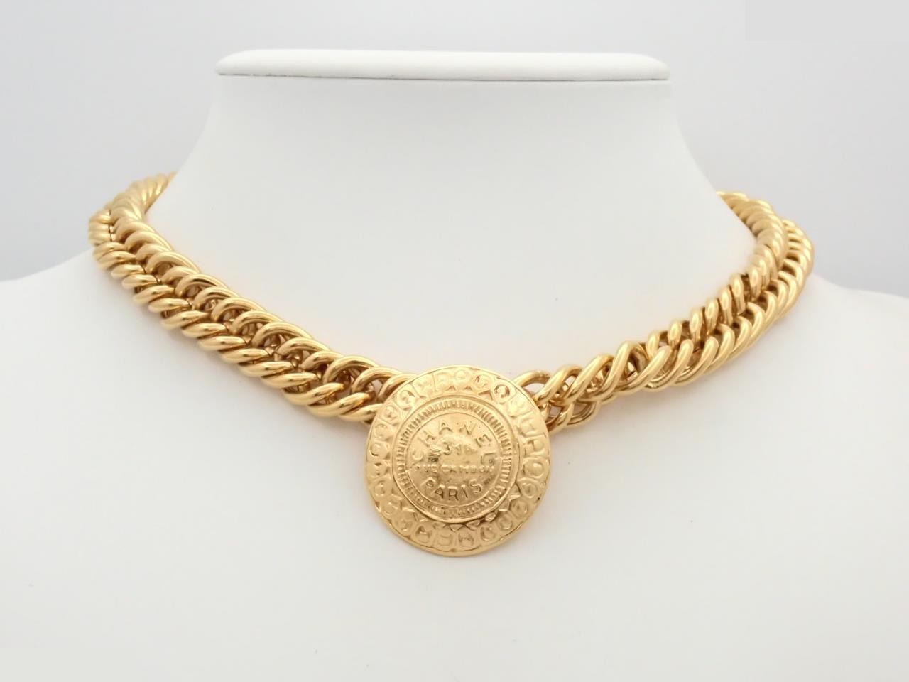 Cambon Gold Choker Necklace, Neck Circumference Approx. 41cm — view 3