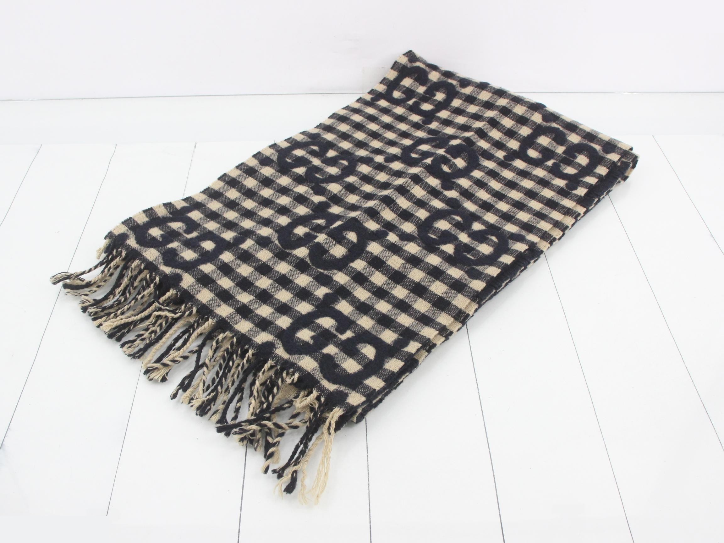 Jumbo GG Scarf, Gingham Check, Ivory, Black
