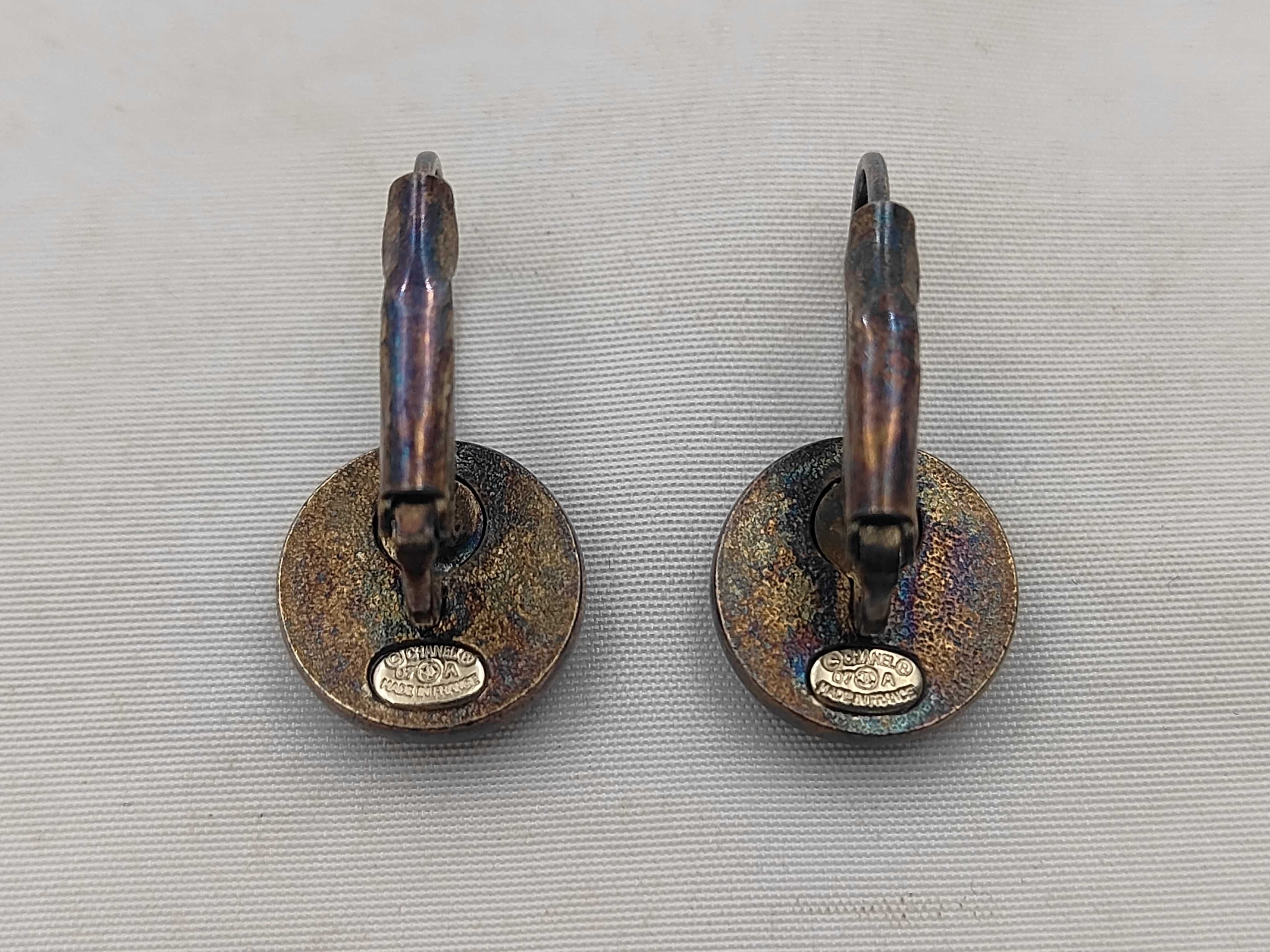 earrings 07A — view 2